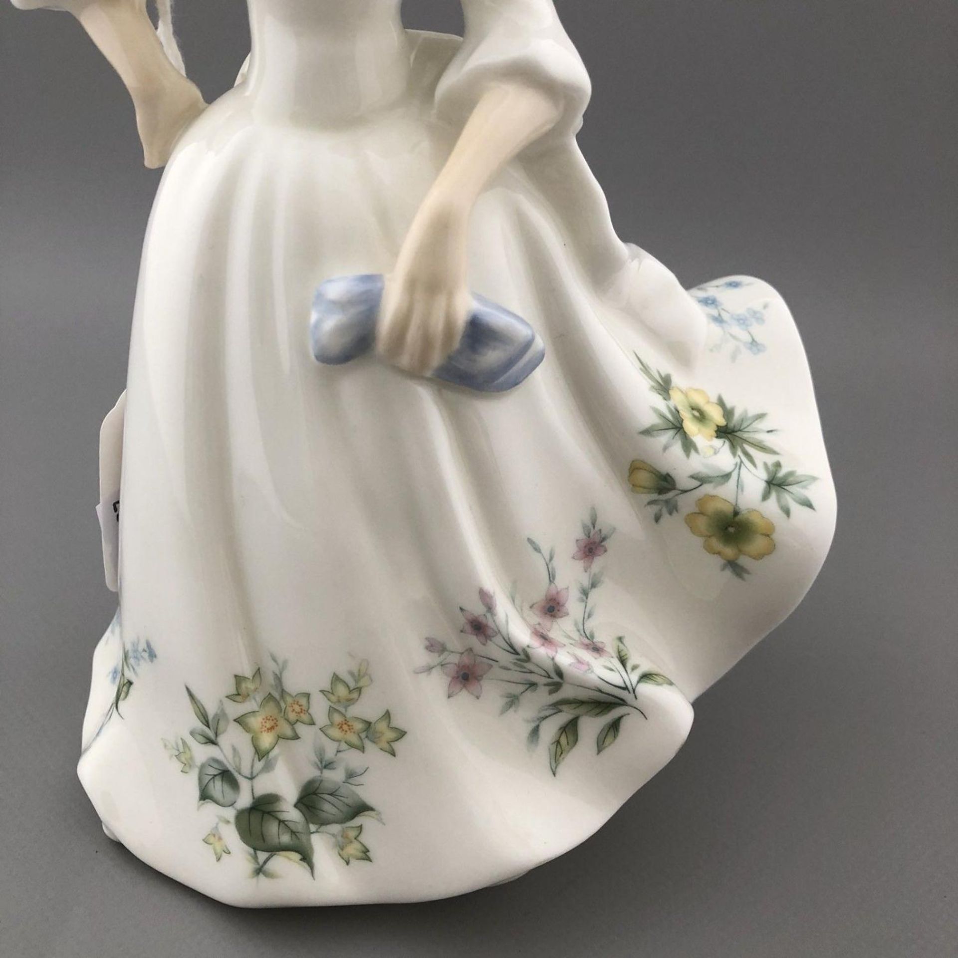 Royal Doulton Porcelain Figurine "Adele" HN2480 Pretty Lady - Image 3 of 7