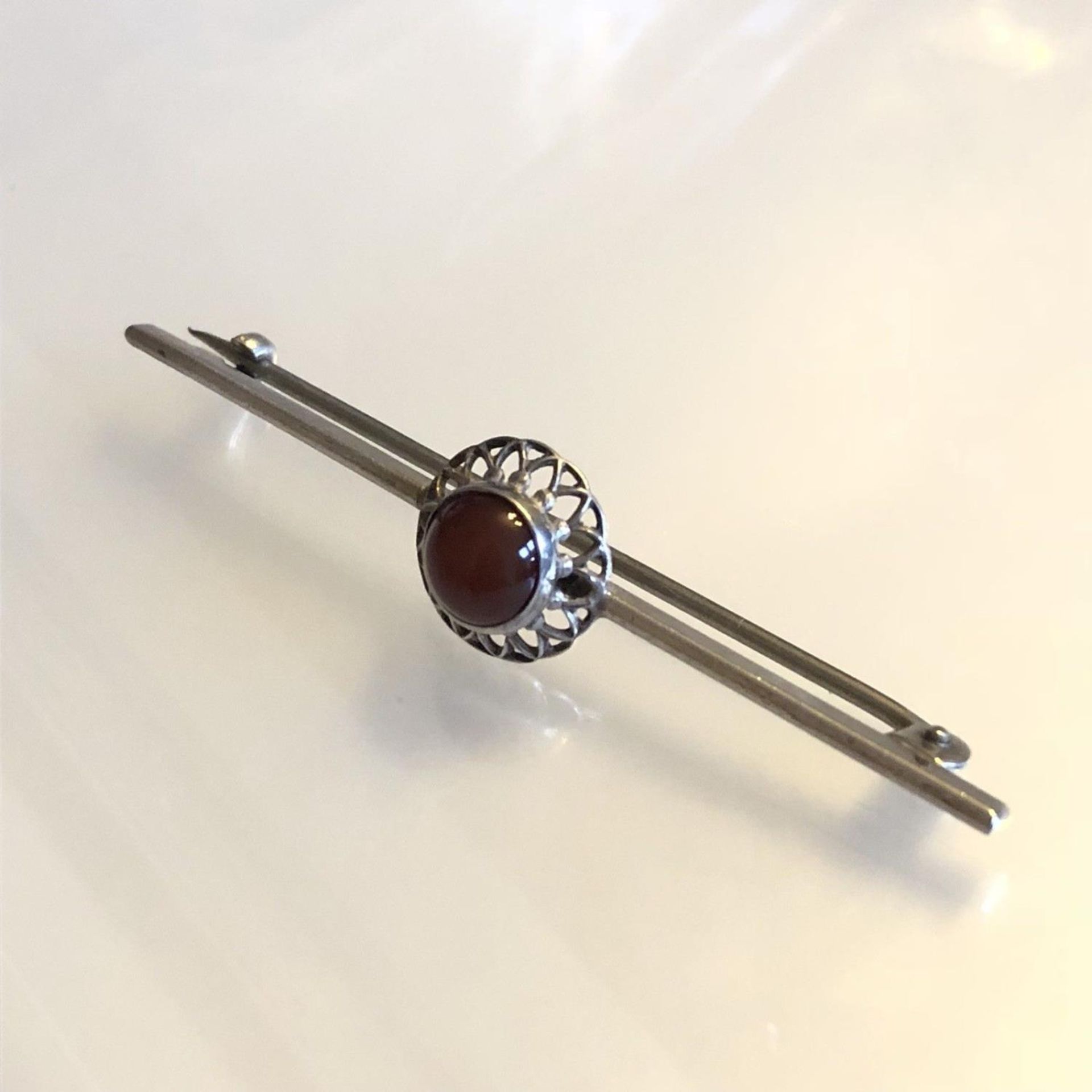 Antique sterling silver carnelian agate cabochon bar brooch pin - c clasp