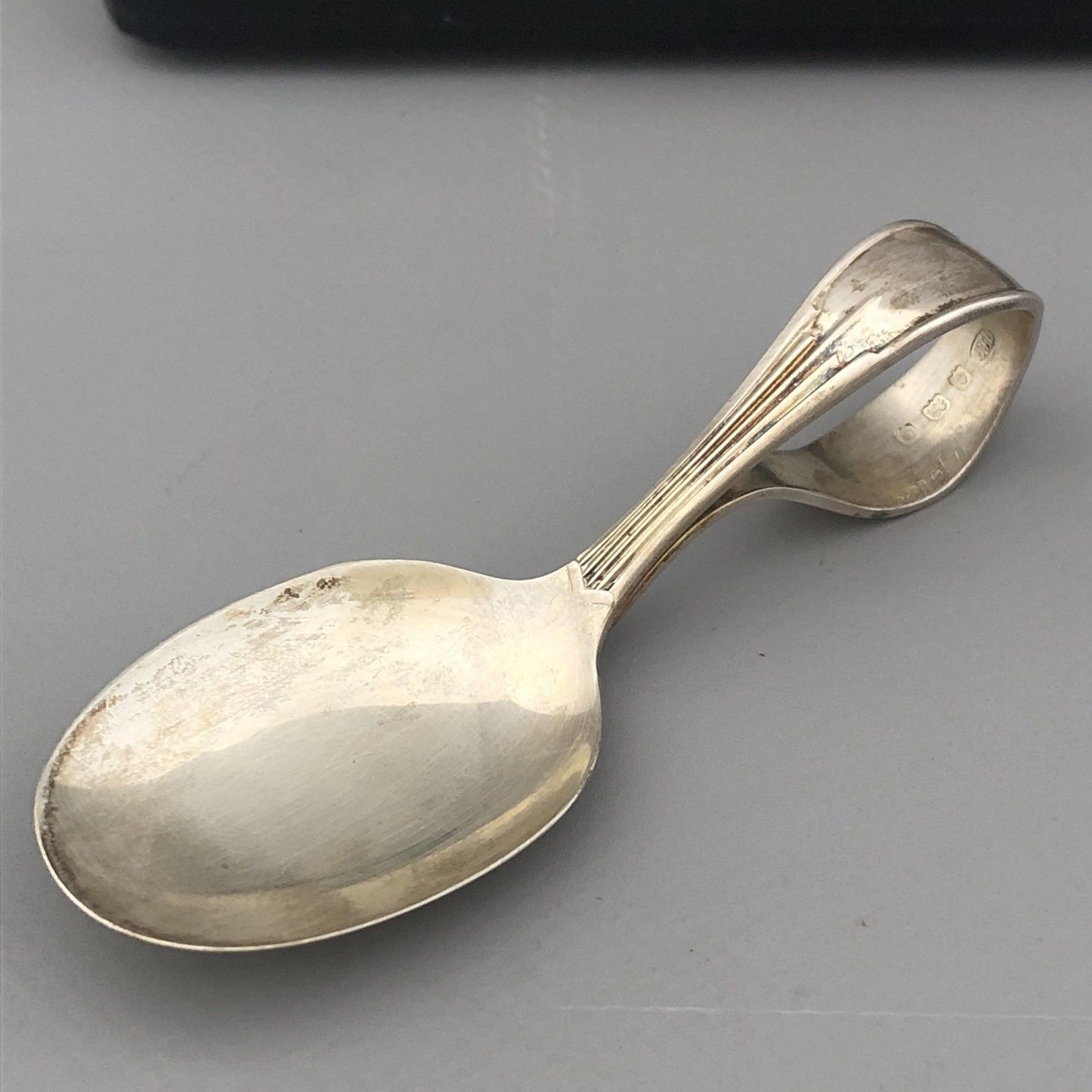 Antique cased Edwardian Hallmarked Silver Baby Spoon by Arthur Price 1913 - Image 3 of 6