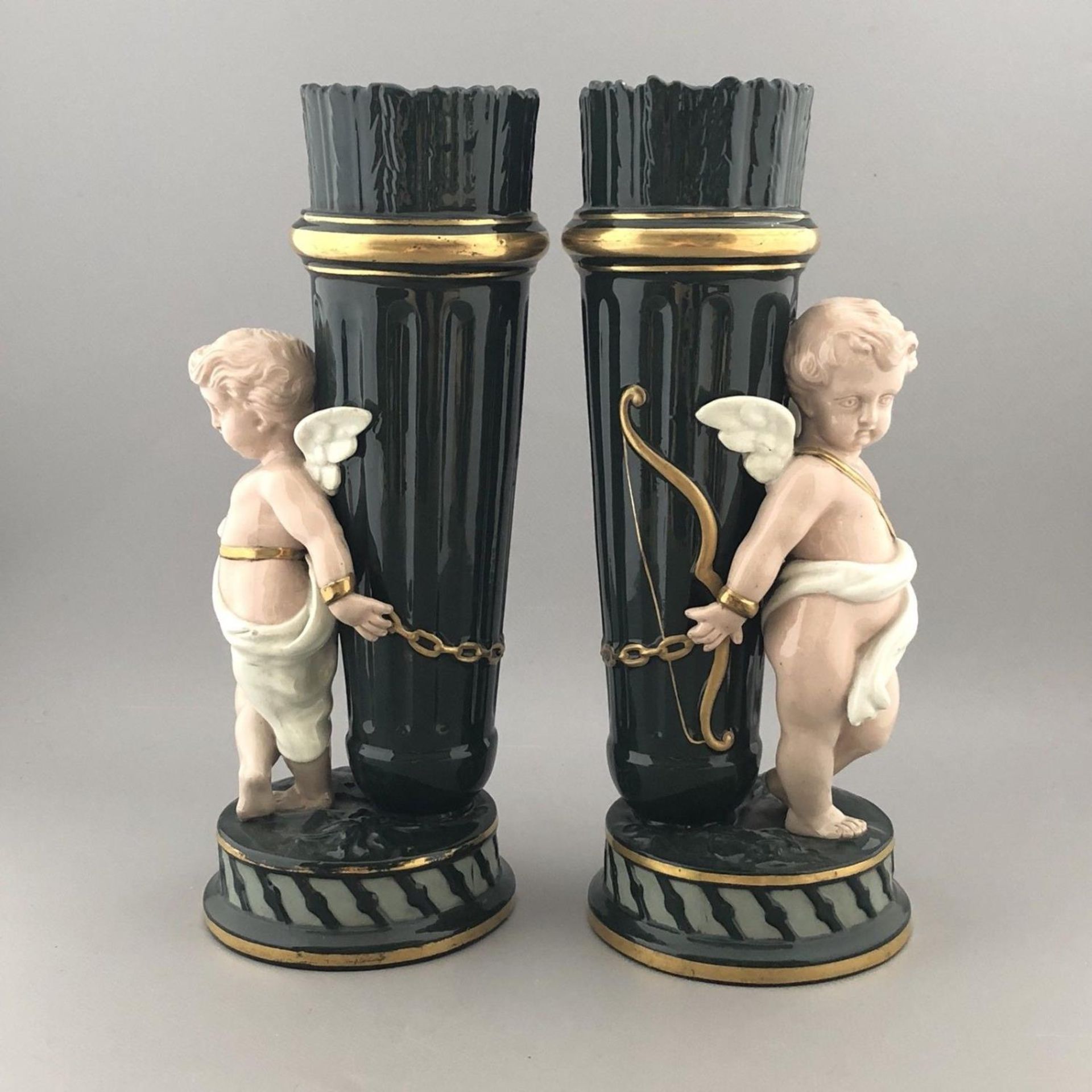 Antique Victorian Ceramic Pair of Green and Gilt Mantle Spill Vases with Cherubs - Image 2 of 8