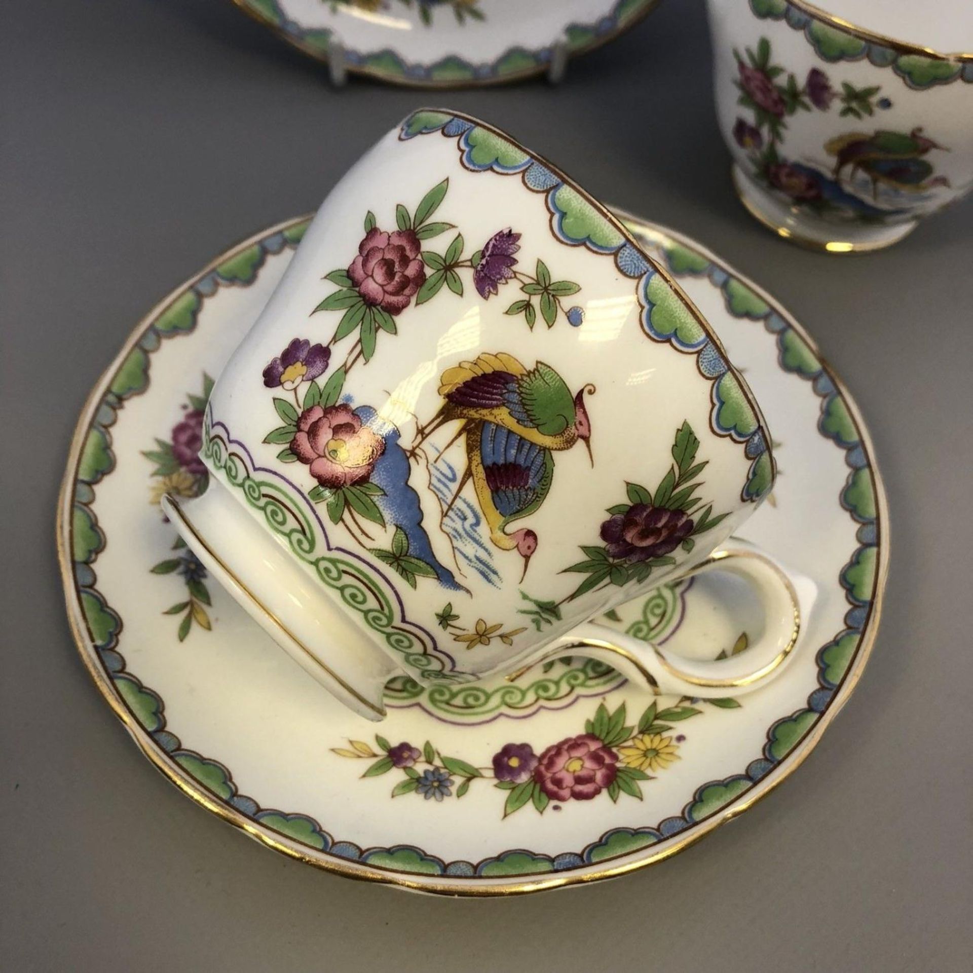 PAIR Vintage Grosvenor porcelain Tea Cup and Saucer NANSING green exotic birds - Image 2 of 5