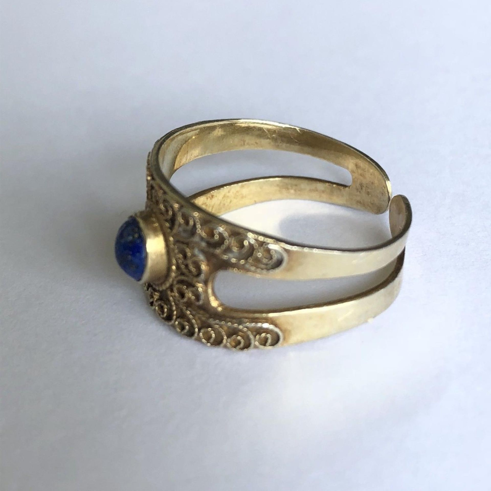Vintage Silver adjustable cuff ring filigree detailing Blue Lapis Lazuli Stone - Image 2 of 3