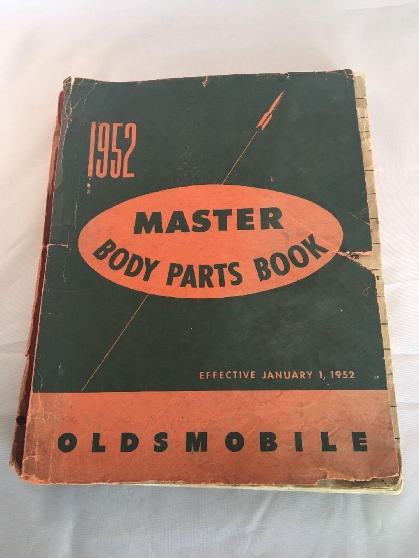 1952 Master Body Parts Book OLDSMOBILE Car Vintage