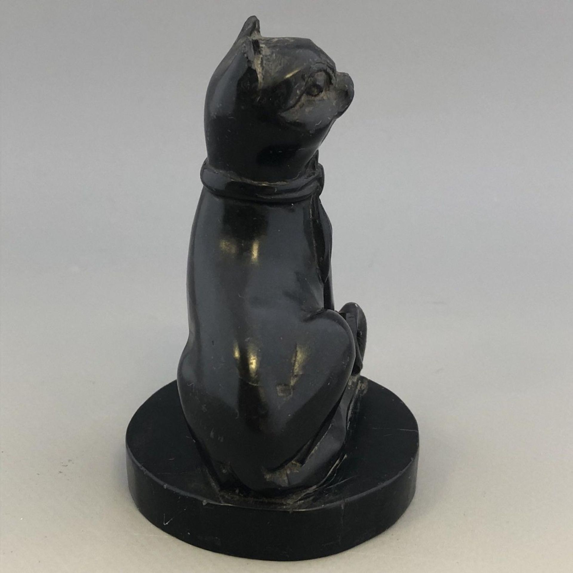 Interesting Antique carved hardstone stone figure of a lucky black cat - Japan? - Image 3 of 7