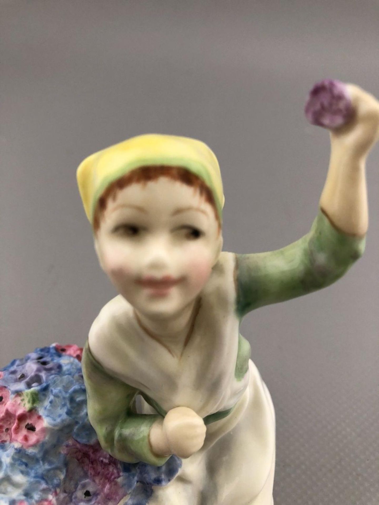 Royal Worcester Porcelain Children of the Nations Figurine ITALY 3067 - Image 2 of 6