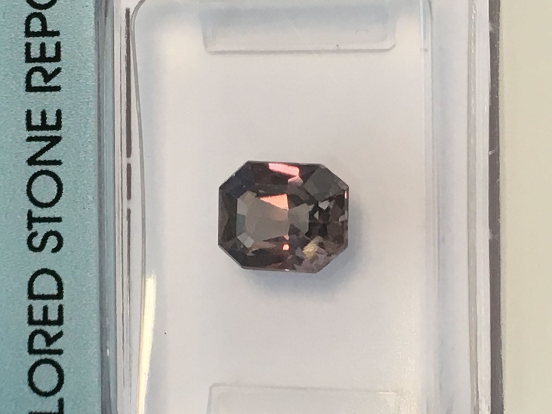 1.29Ct Natural Unheated Colour Change Sapphire With Igi Certificate - Image 4 of 5