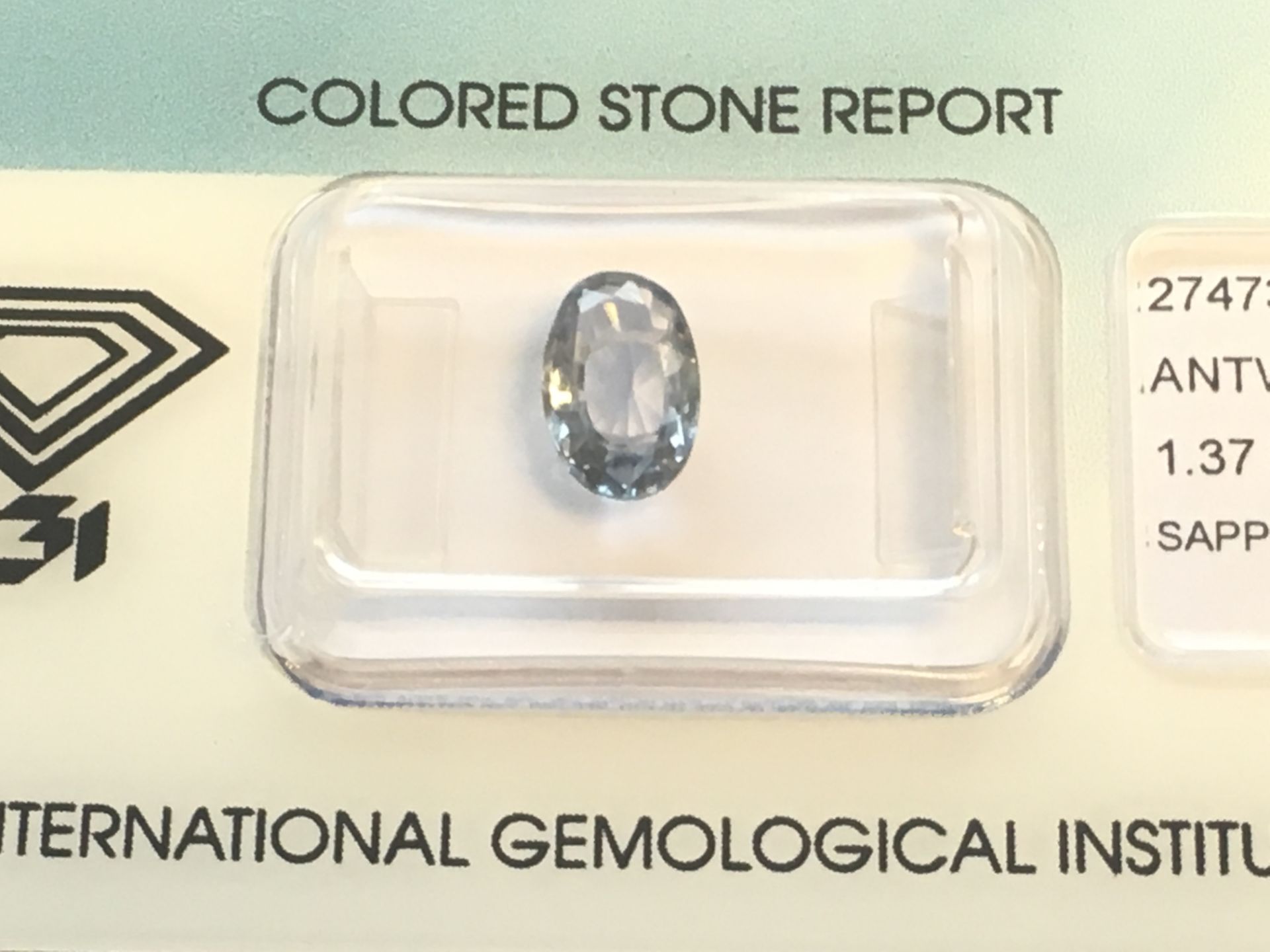 1.37Ct Natural Sapphire With Igi Certificate - Image 2 of 3