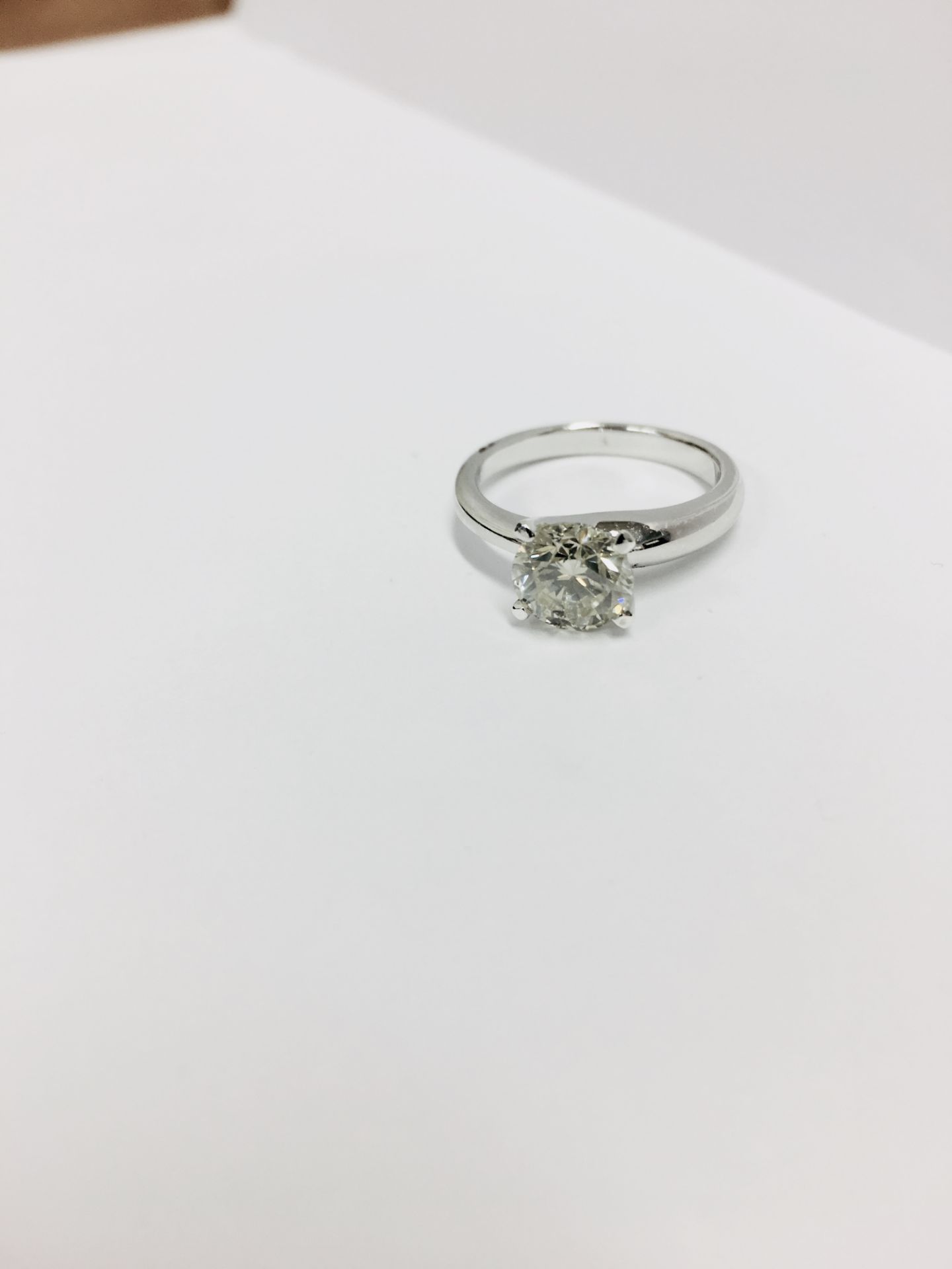1.39ct diamond solitaire ring set in 18ct gold. J colour and I2 clarity. 4 claw setting. Enhanced - Image 2 of 6