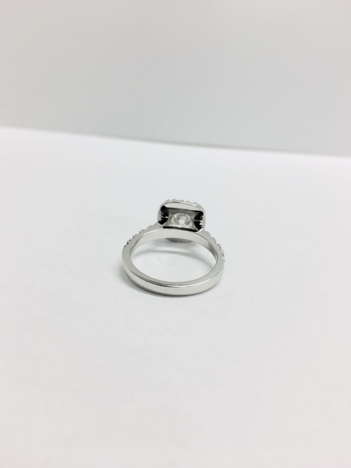 18ct white gold Halo style Diamond ring,0.50ct brilliant cut centre,H colour vvs clarity,0.25ct - Image 5 of 7