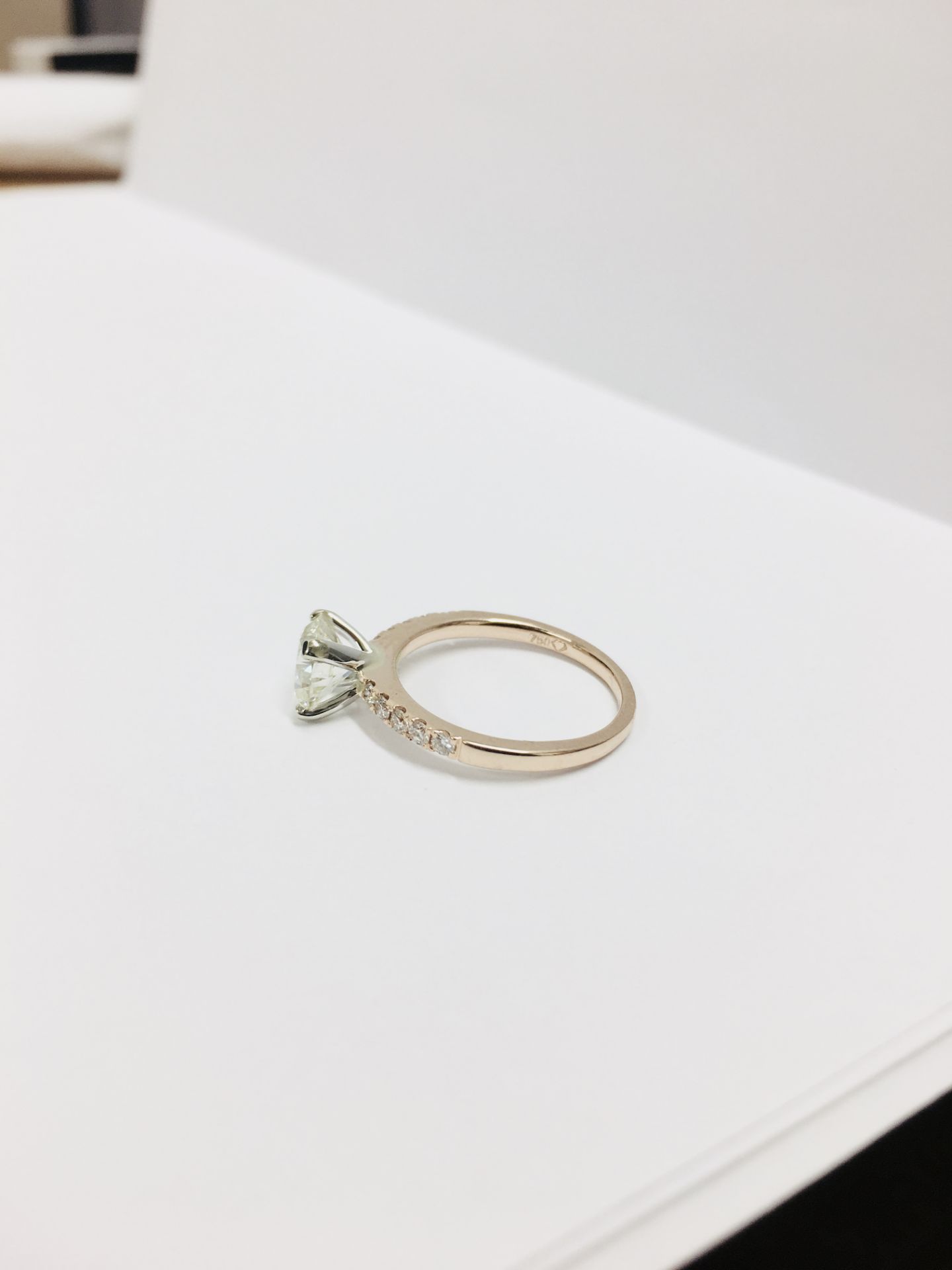18ct Rosegold diamond solitaire ring,0.50ct Brilliant cut diamond ,D colour,vs clarity ,0.15ct - Image 2 of 4