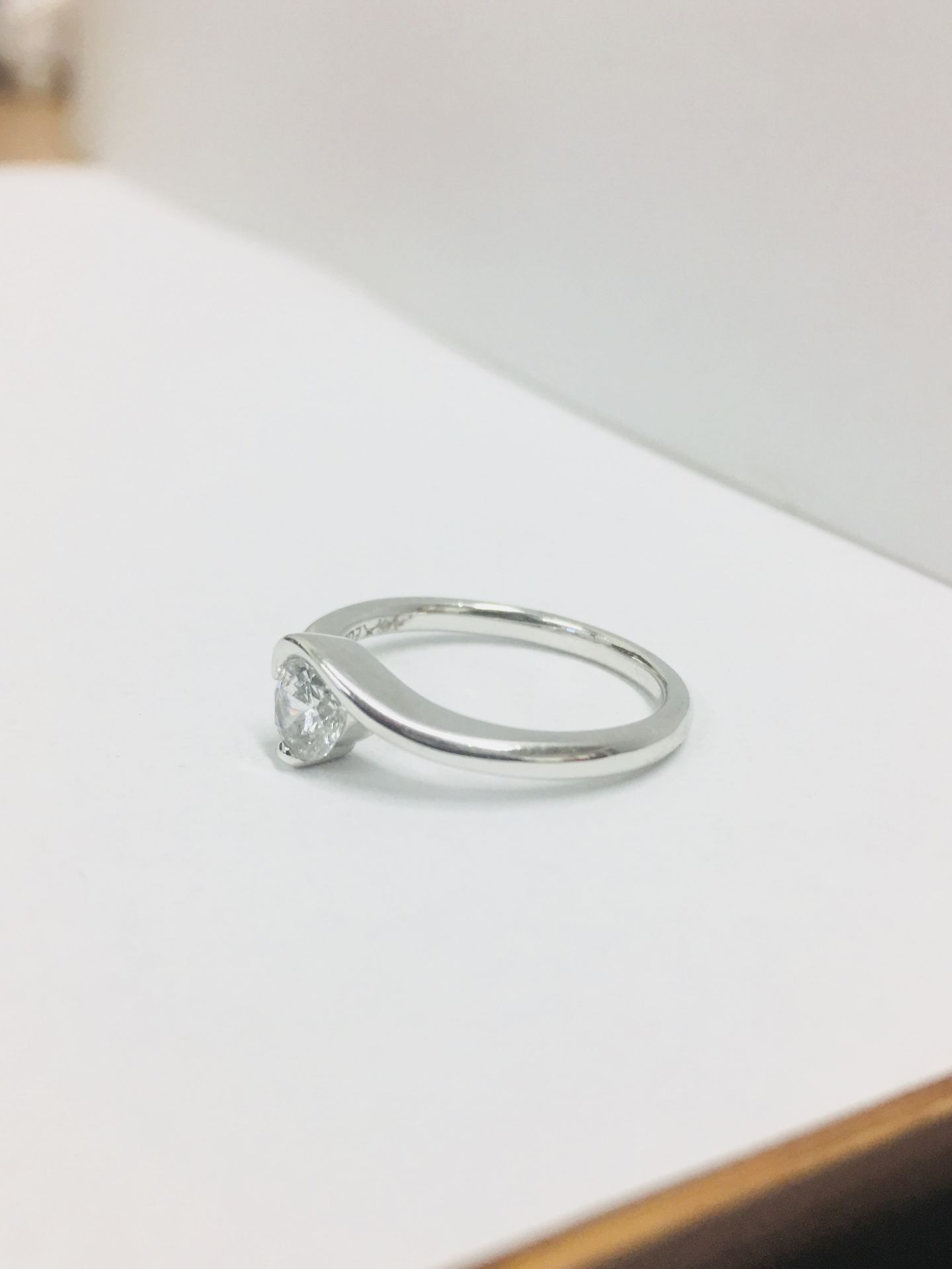 Platinum twist style diamond solitaire ring,0.50ct D colour vs clarity diamond,4.68gms platinum,uk - Image 6 of 7