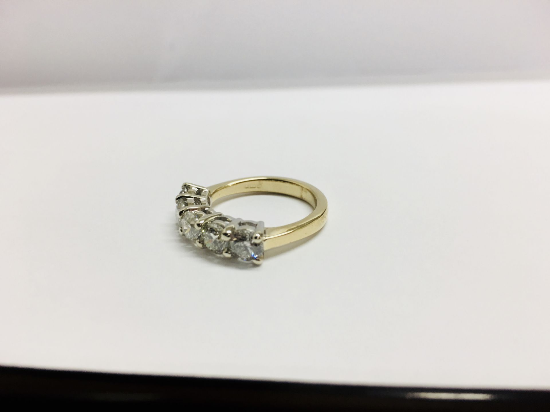 2.50ct diamond five stone ring. 5 x brilliant cut diamonds ( 0.50ct ) i colour and i1 clarity. 4 - Image 2 of 6