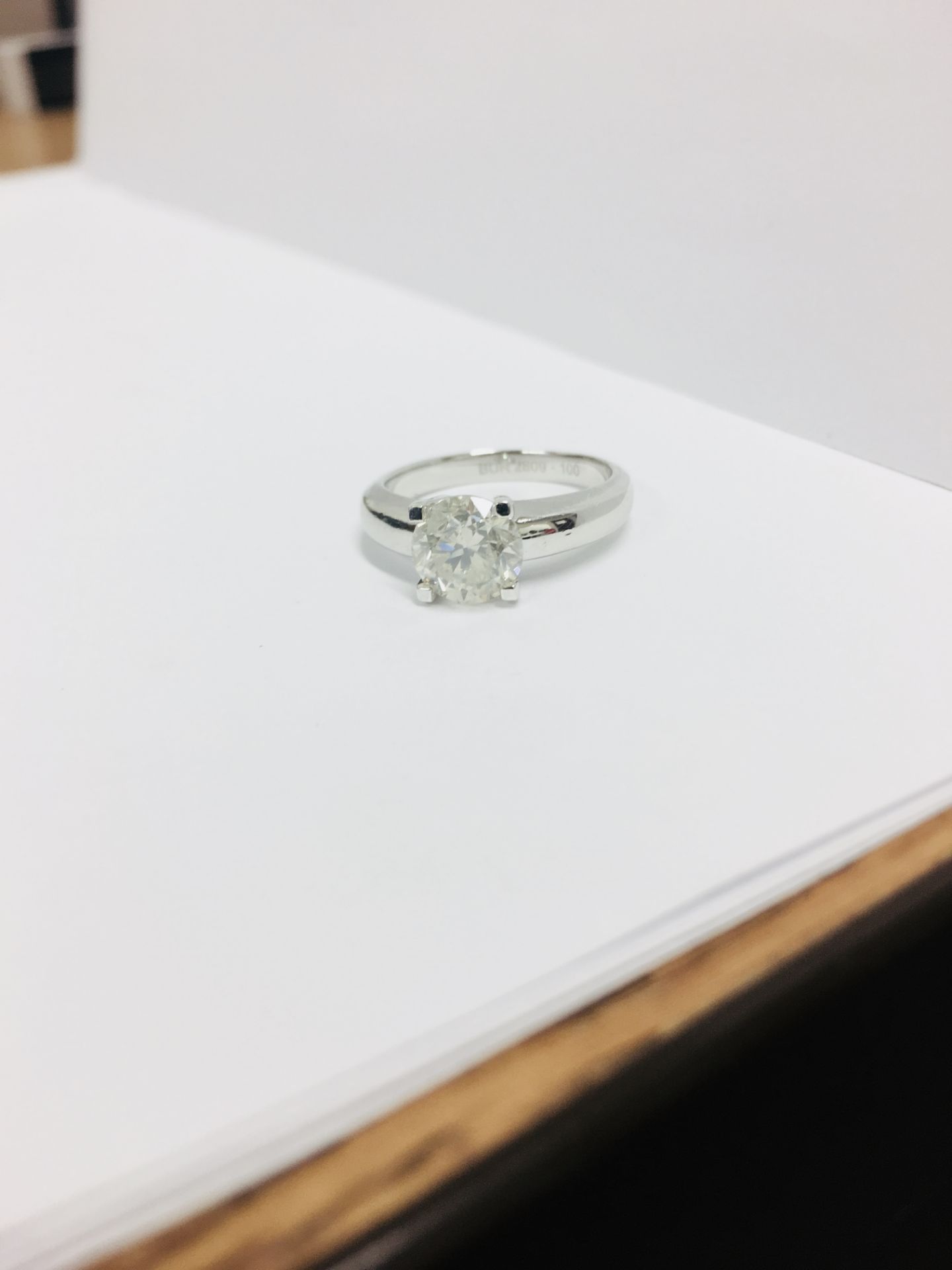 1.51ct diamond solitairering,5.7gms platinum,1.50ct diamond si2 j colour (clarity enhanced by - Image 4 of 6