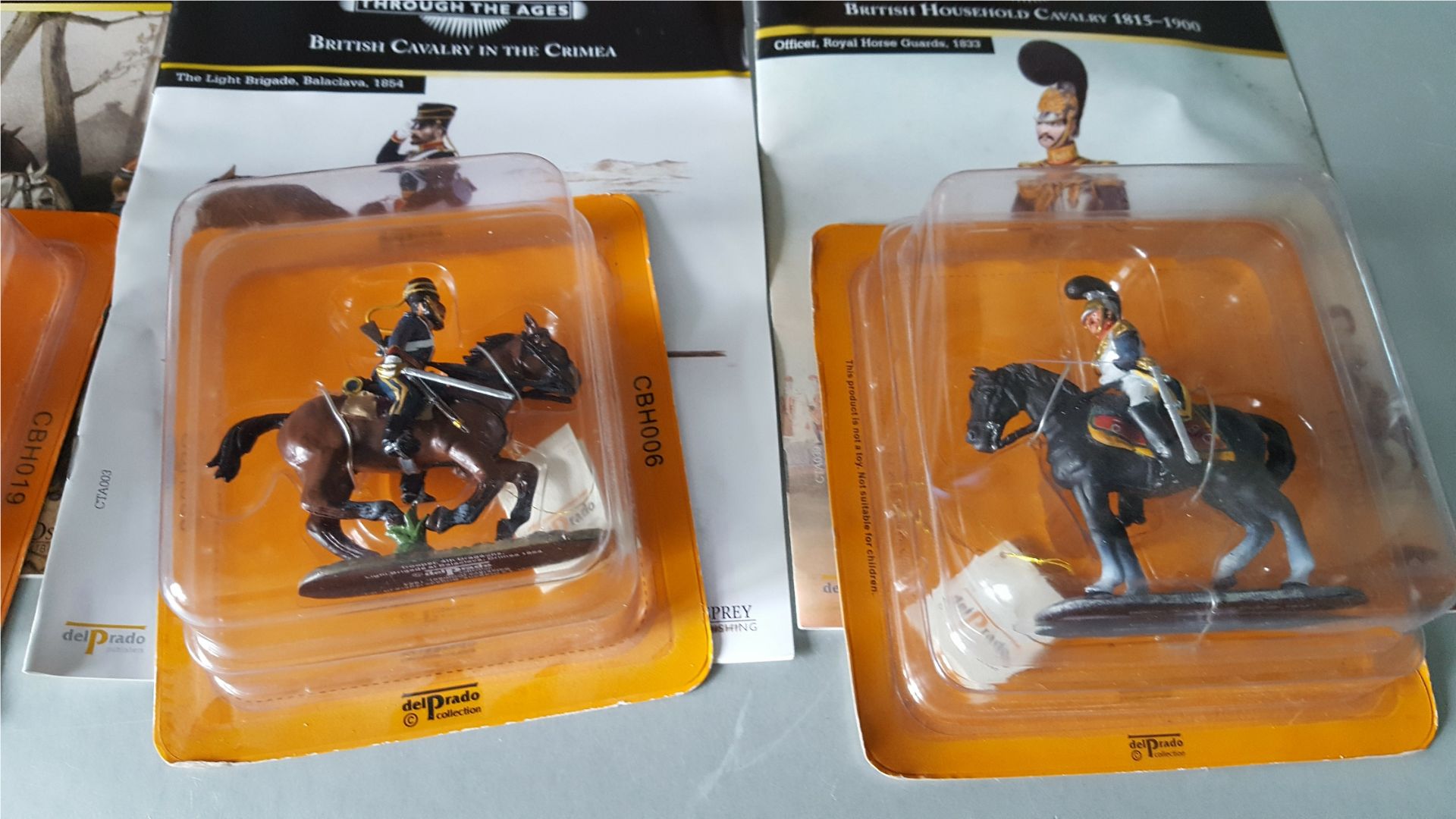 Collectable 6 Del Prado Cavalry Through The Ages Figures & Magazines NO RESRVE - Image 3 of 4