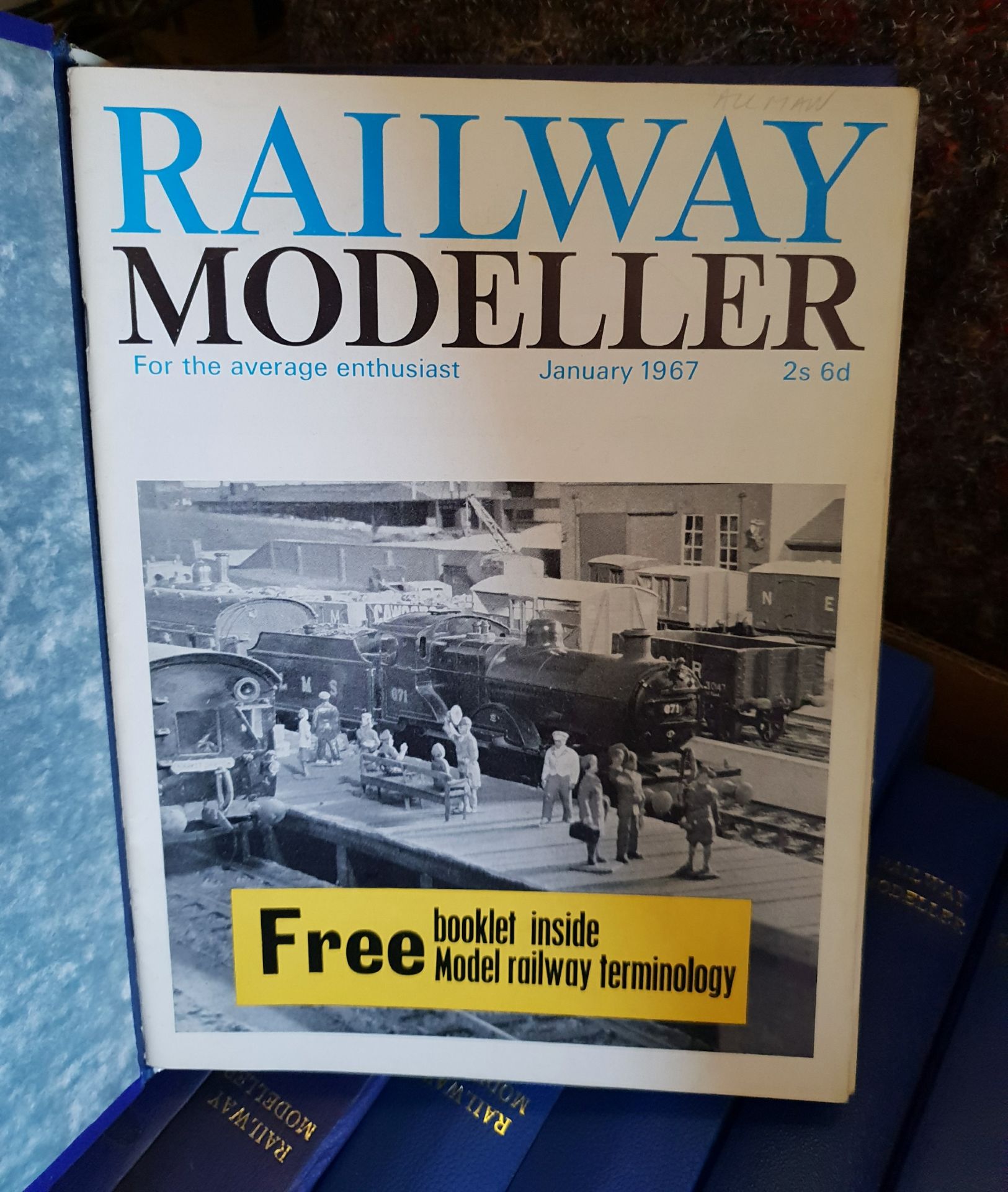 Vintage 11 Volumes of Railway Modeller Magazines 1963 to 1974 - No Reserve - Image 2 of 2