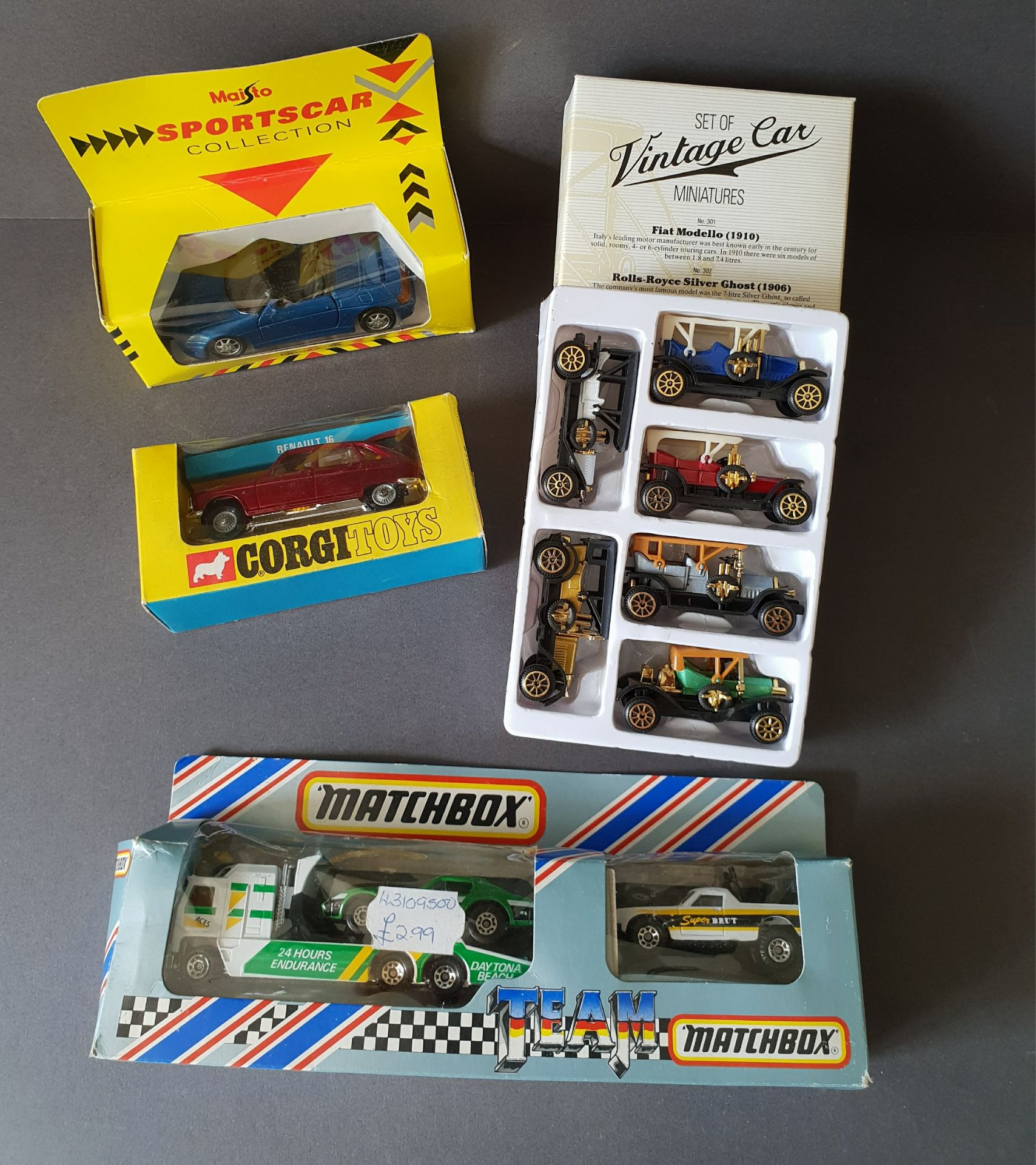 Vintage Collectable Die Cast Metal Toy Cars Corgi Matchbox & Others