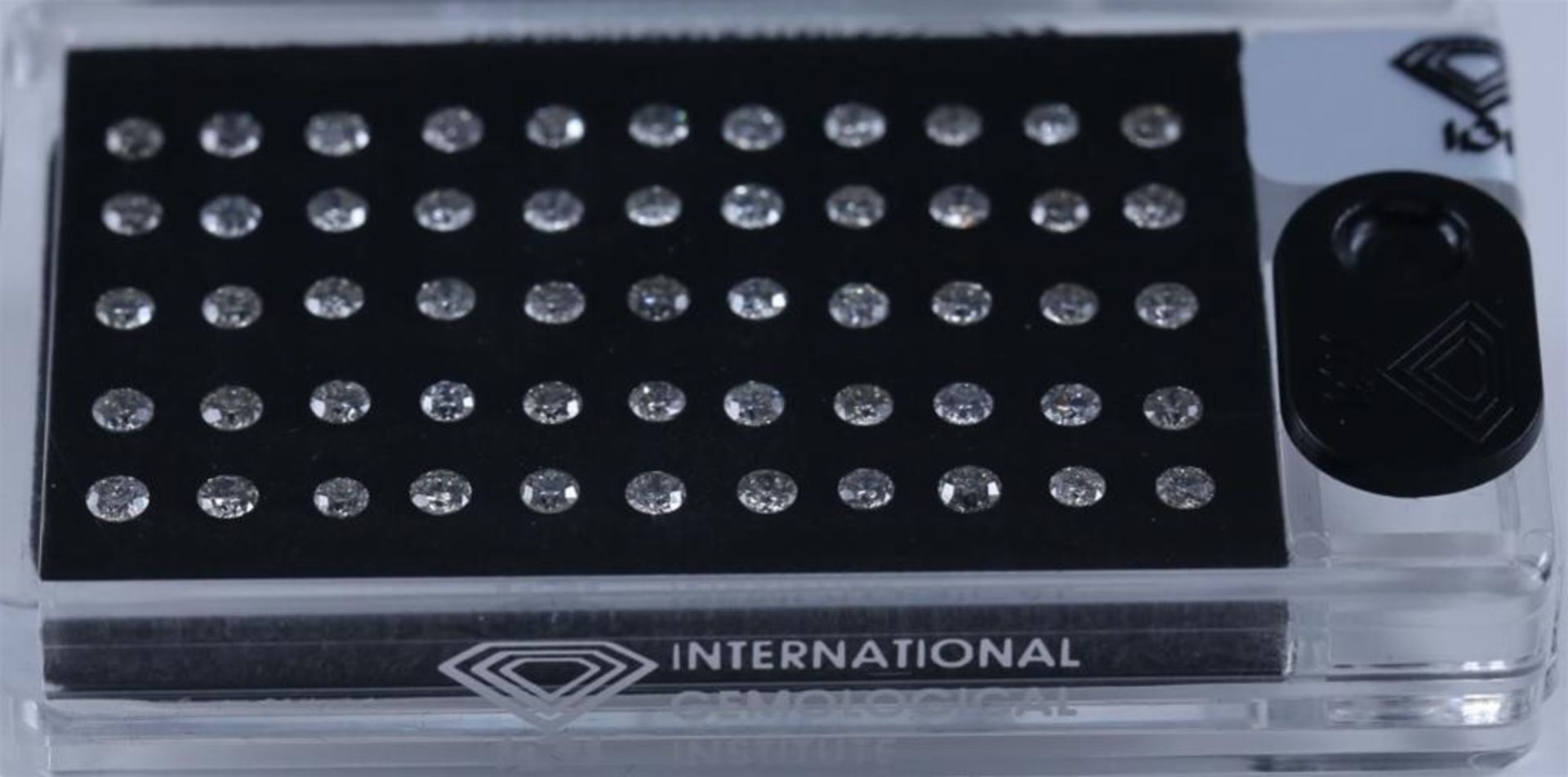 IGI Sealed 3.63 ct. "Diamond D-Box" - Round Brilliant Natural Diamonds - Image 3 of 4