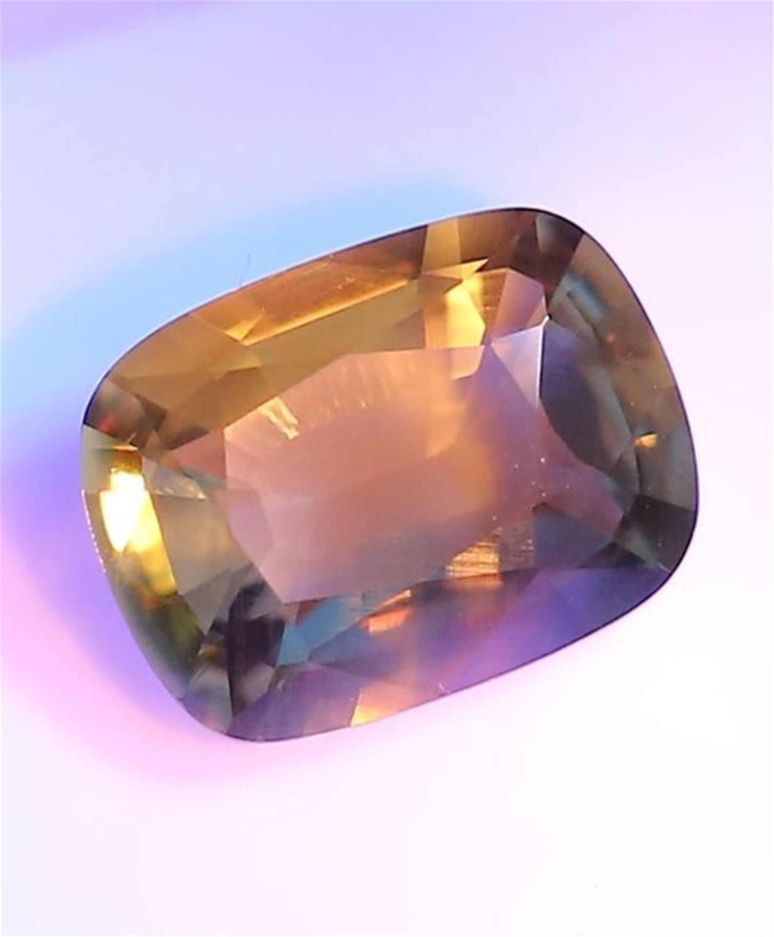 IGI Certified Color Changing 2.34 ct. Alexandrite - Image 3 of 4