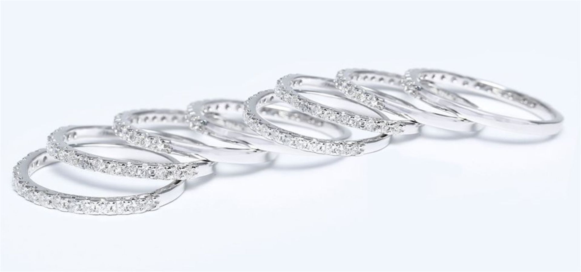 14 K / 585 White gold Set of 8 Diamond Rings stackable - Image 2 of 4