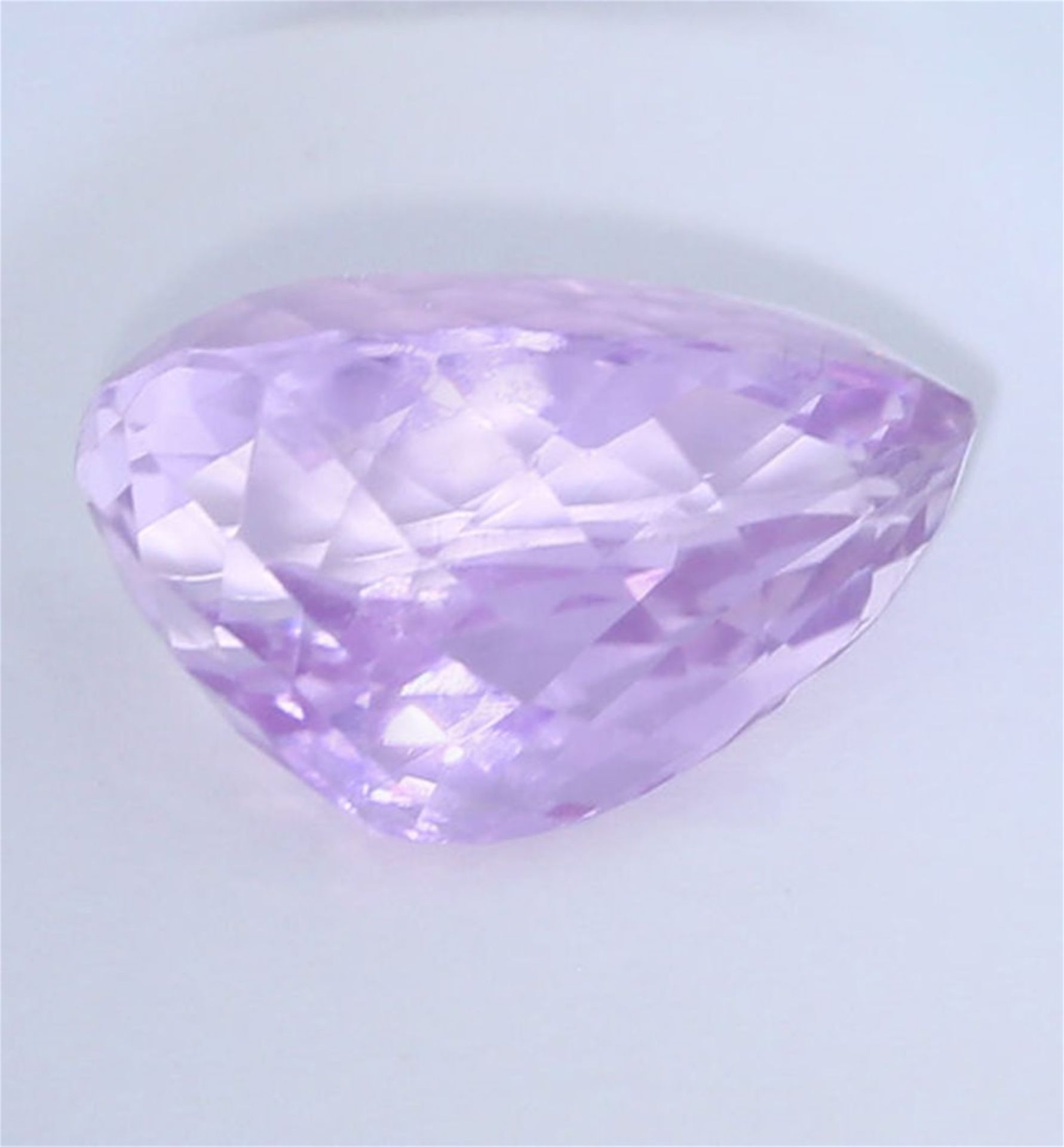 IGI Certified 16.39 ct. Kunzite - Purple Pink - Image 4 of 6