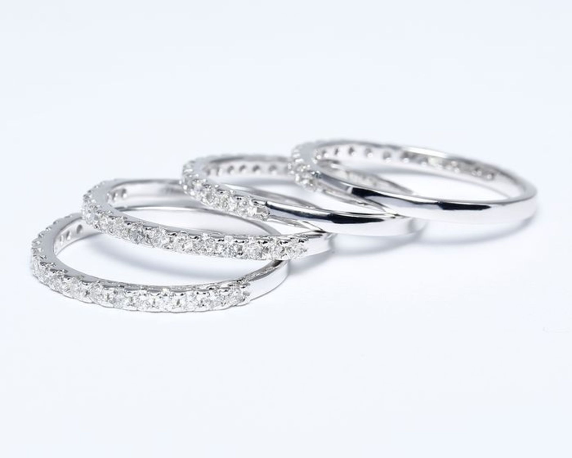 14 K White Gold Set of 4 Diamond Rings Made for each other - Image 3 of 3