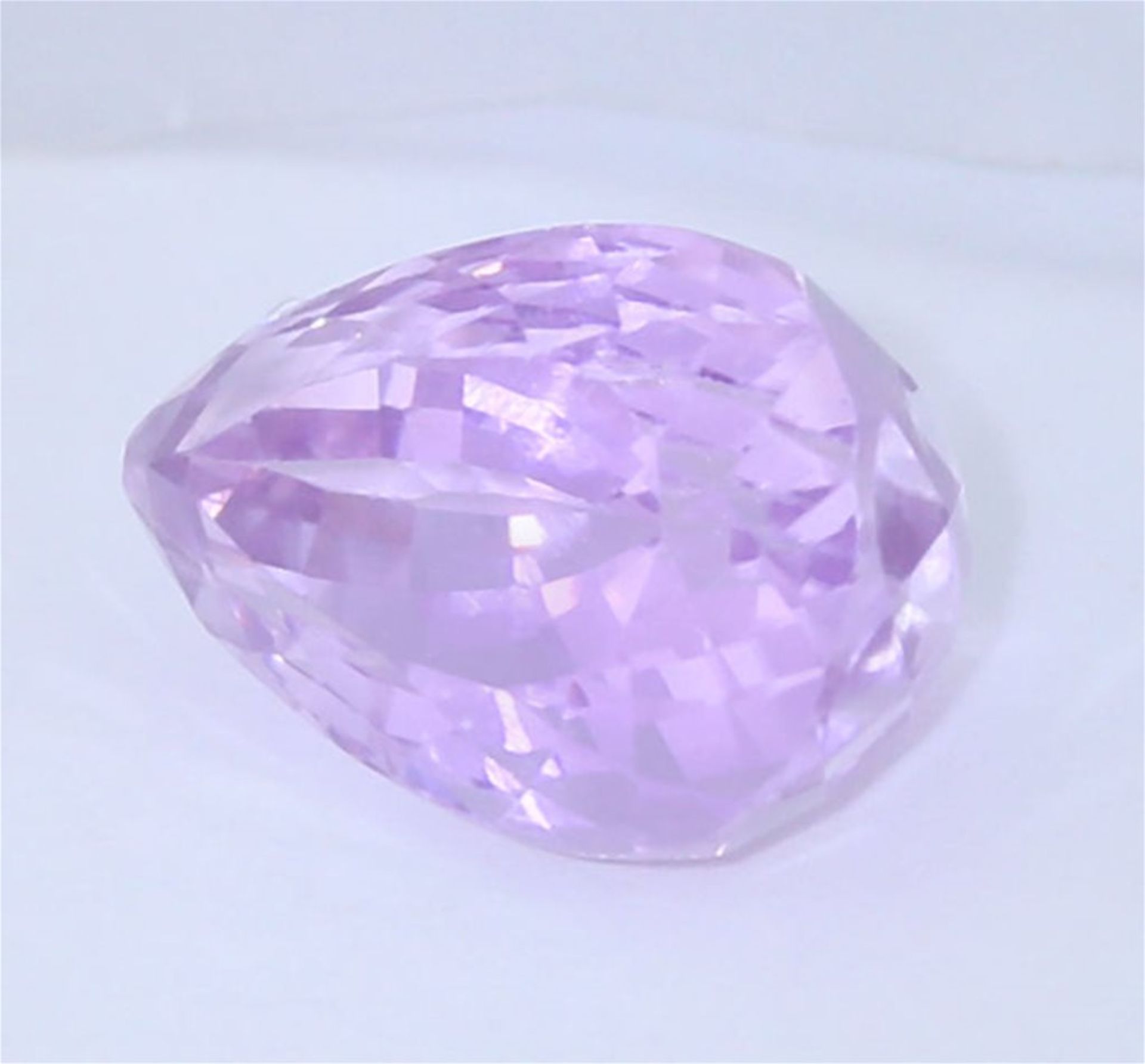 IGI Certified 16.39 ct. Kunzite - Purple Pink - Image 3 of 6