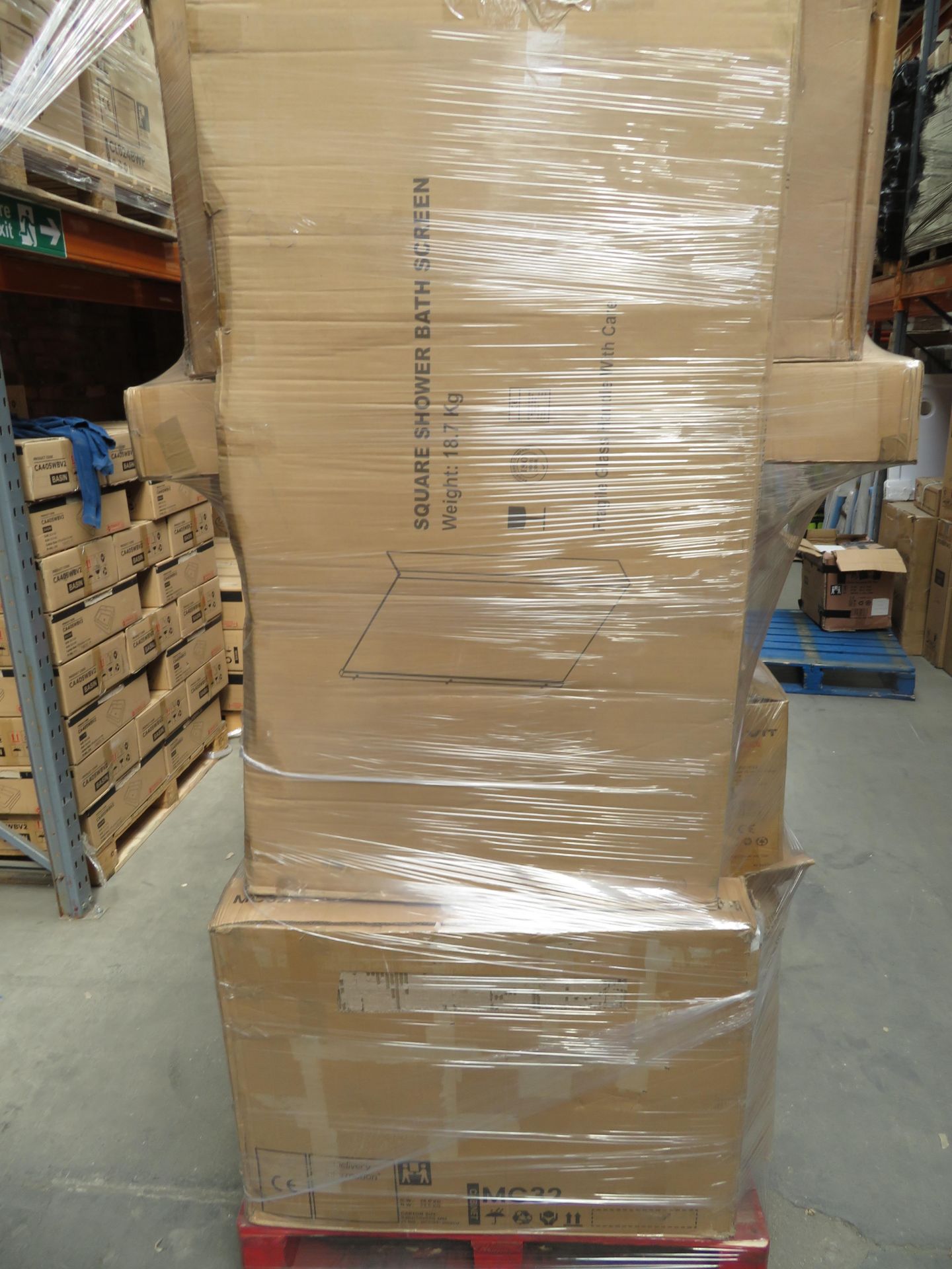 (R23) PALLET TO CONTAIN 15 ITEMS OF VARIOUS BATHROOM STOCK TO INCLUDE: BASIN CABINET, BASIN, - Image 2 of 4