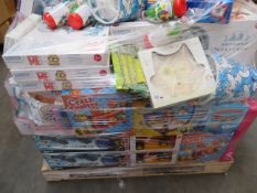(OS34) Large Pallet To Contain 320 Items Of Various Brand New Items To Include: Transformers Capture