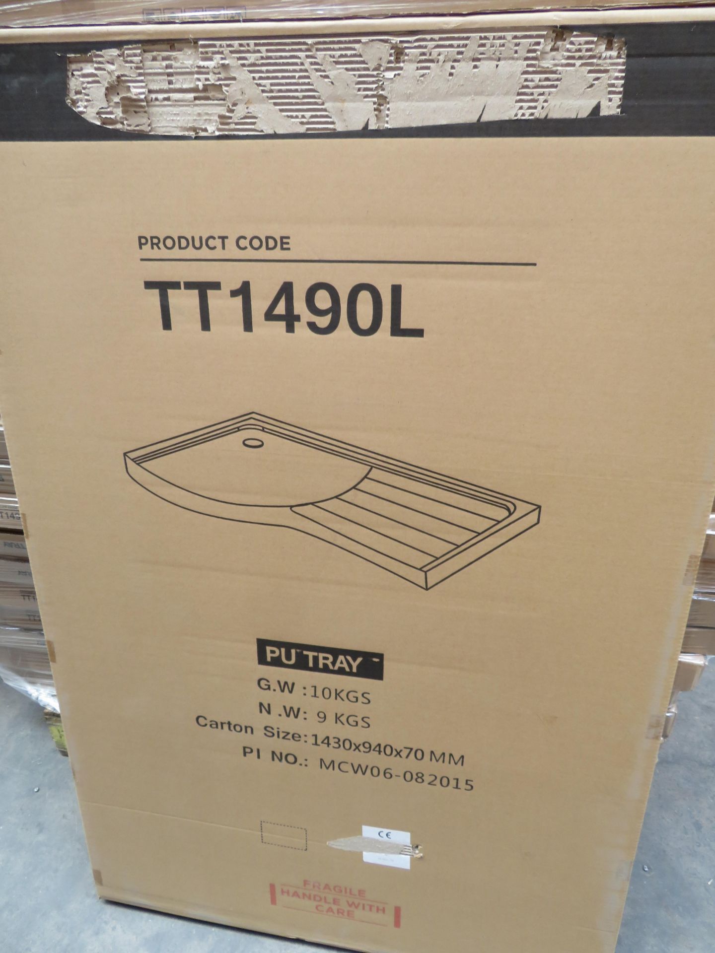 (OS43) PALLET TO CONTAIN 17 x BRAND NEW 1400x900mm LIGHTWEIGHT SHOWER TRAYS. ORIGINAL RRP £249 EACH,