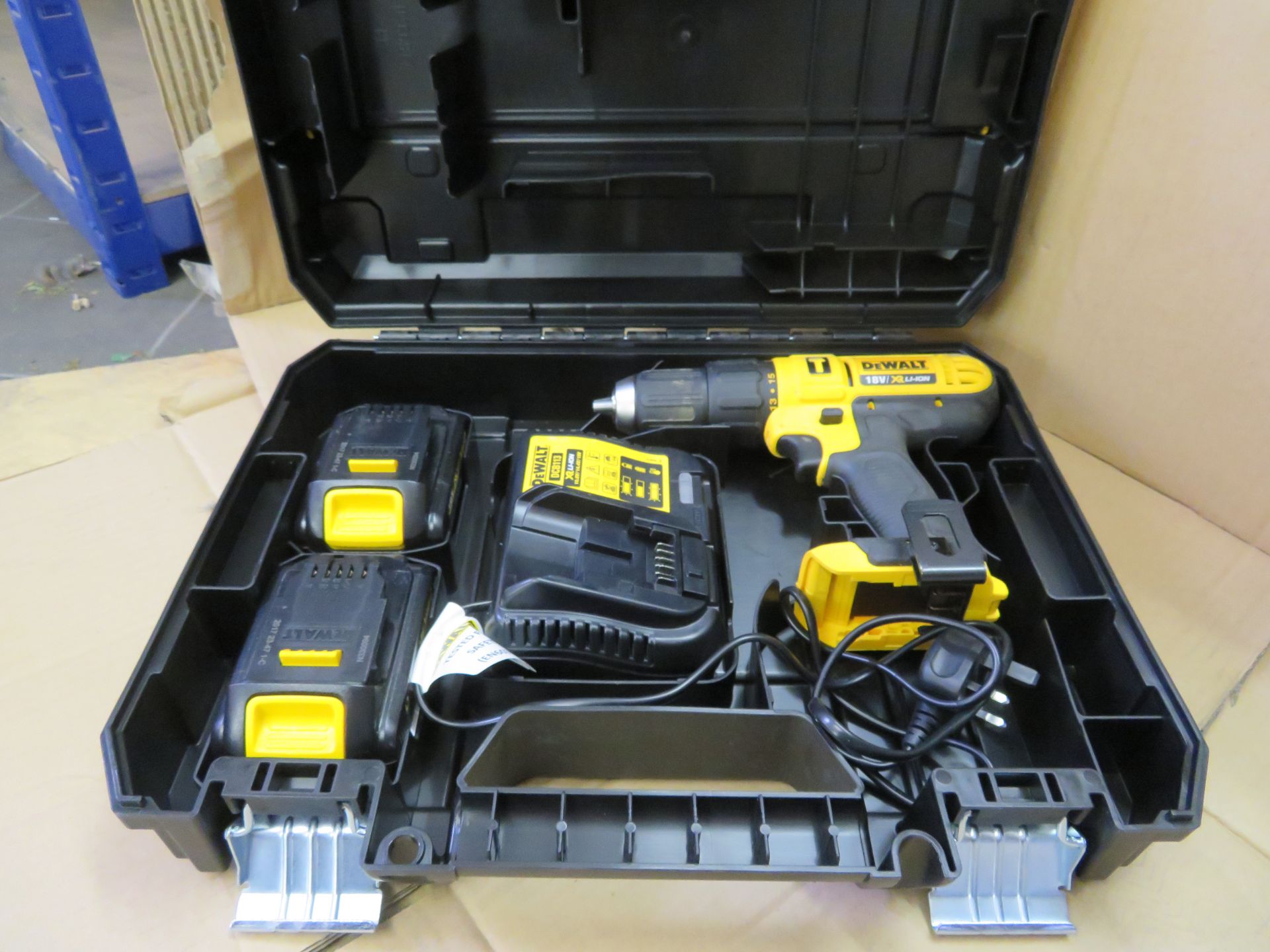 (A1) Dewalt Dcd776S2T-Gb 18V 1.5Ah Li-Ion Xr Cordless Combi Drill - Complete With 2 Batteries & - Image 2 of 3