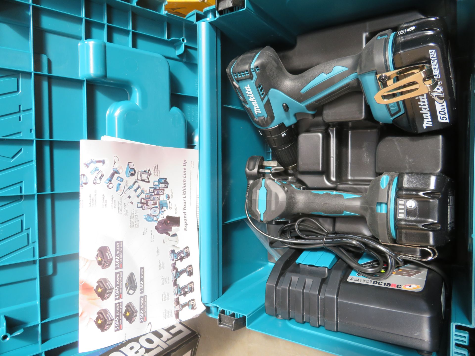 (A9) Makita Dlx2173Tj 18V 5.0Ah Li-Ion Lxt Brushless Cordless Combi Drill & Impact Driver Twin Pack. - Image 2 of 4