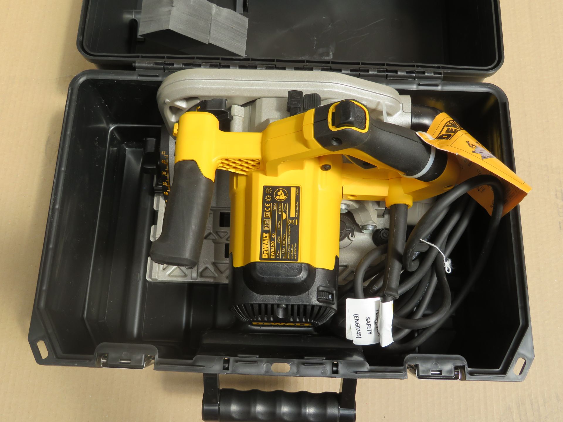 (A10) Dewalt Dws520K-Lx 165Mm Doc Precision Plunge Saw 110V - New Condition. - Bild 4 aus 5