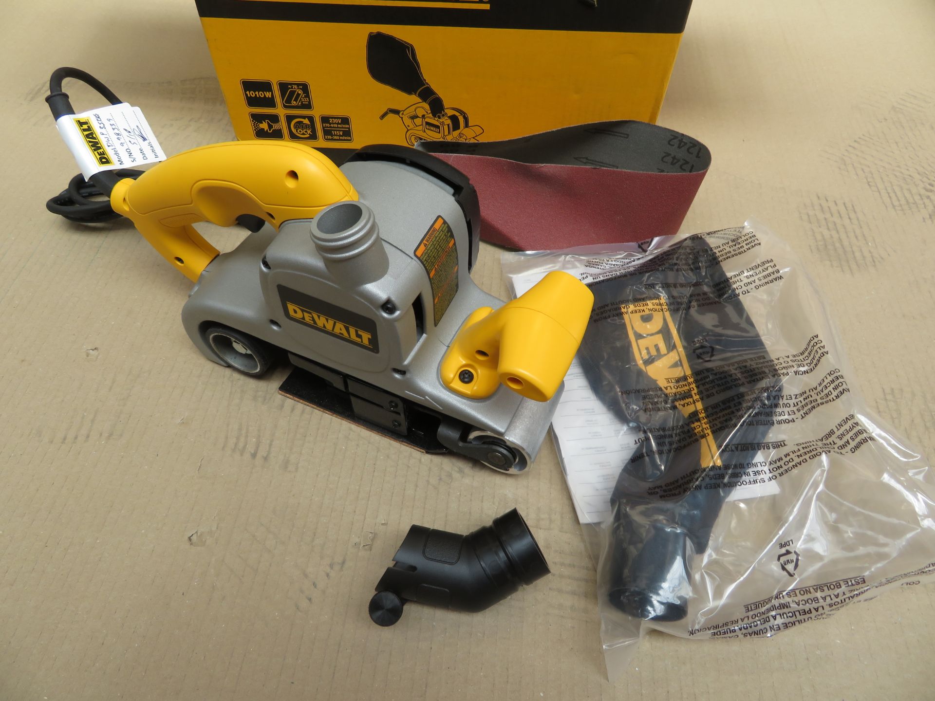 (A17) Dewalt Dwp352Vs-Gb 3" Belt Sander 240V - New Condition, Slightly Tatty Box.