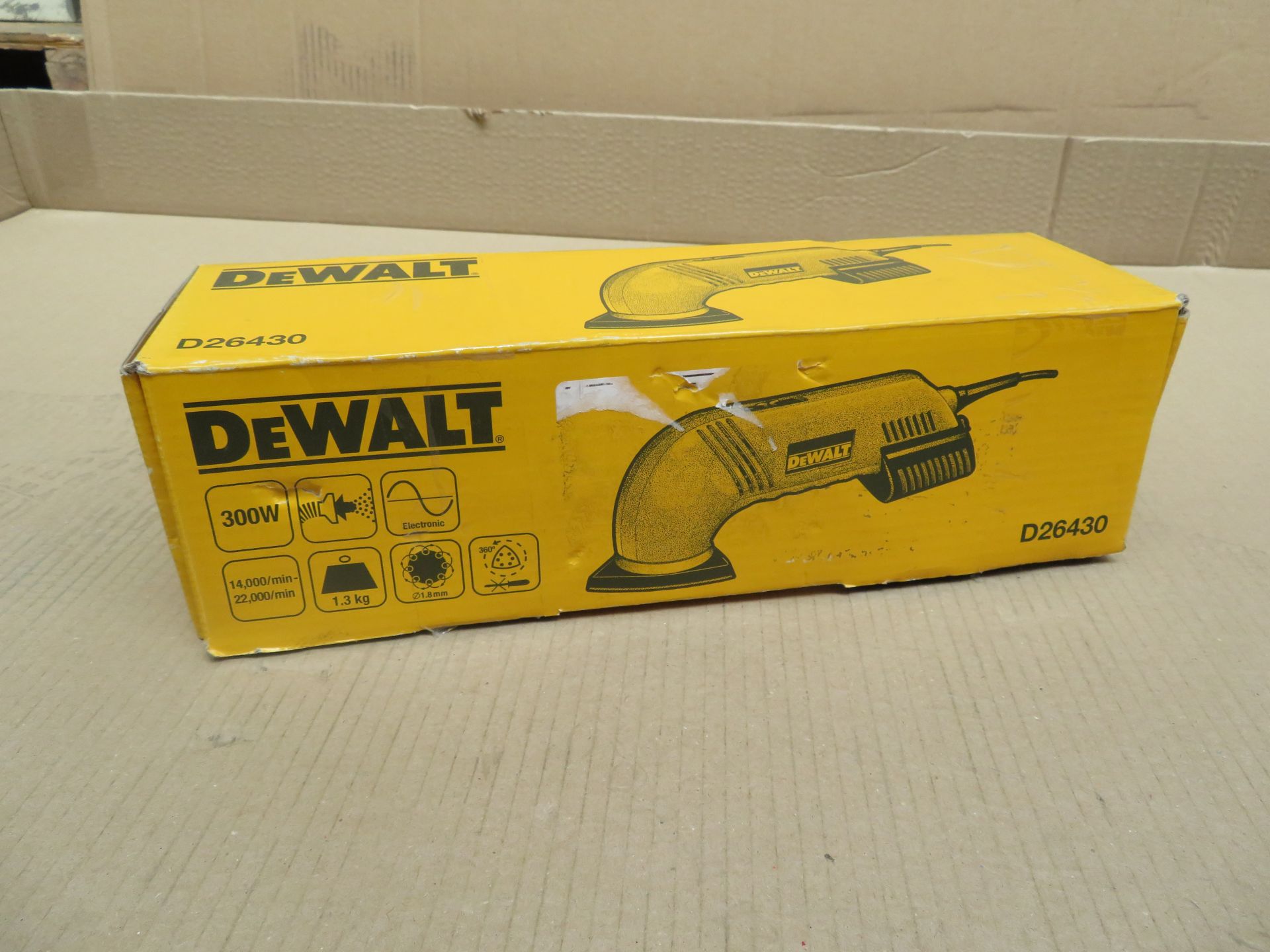 (A19) Dewalt D26430-Gb 300W Detail Sander 240V - New Condition, Slightly Tatty Box. - Bild 2 aus 4