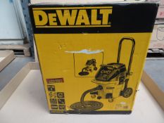 (A15) Dewalt Dwv902M-Lx 68Ltr/Sec Dust Extractor 110V- New Condition, Slightly Tatty Box.