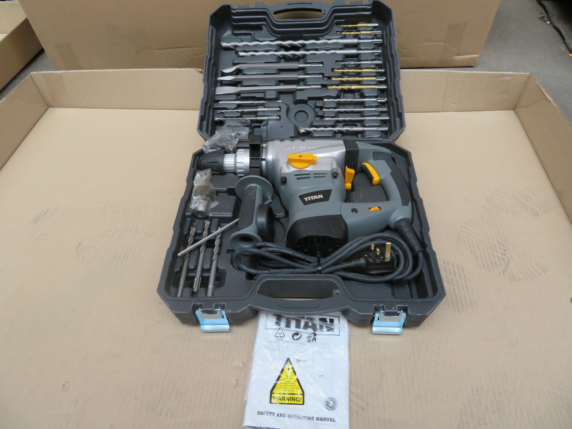 (A30) Titan Ttb631Sds 6.3Kg Corded Sds Plus Drill 230-240Vm- New Condition. - Bild 2 aus 7