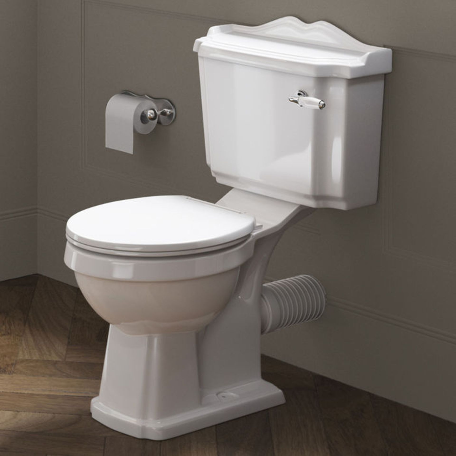 (O31) Victoria Close Coupled Toilet and Cistern - White Seat. Impressive, traditional design