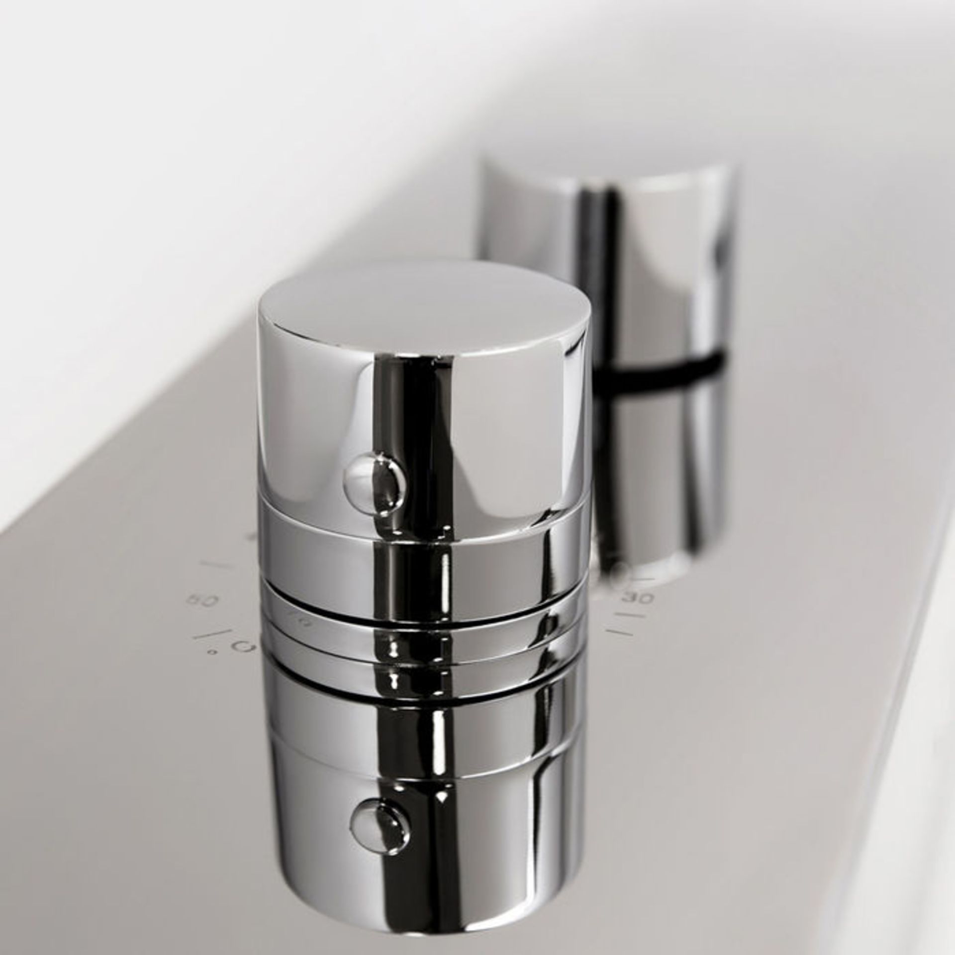 (O27) Exposed Panel Polished Chrome Shower Tower & Handheld. Feel inspired with this contemporary - Image 3 of 3
