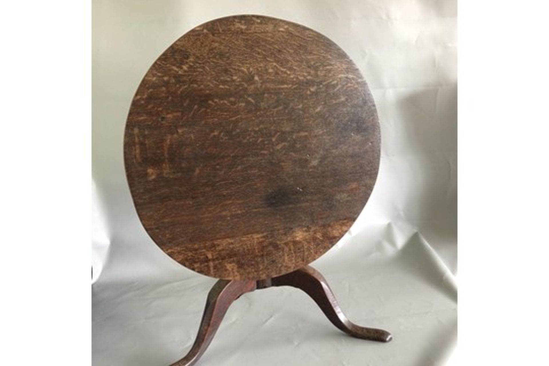 Antique 19th Century Welsh Farmhouse Oak Small Low Tilt Top Tripod Table