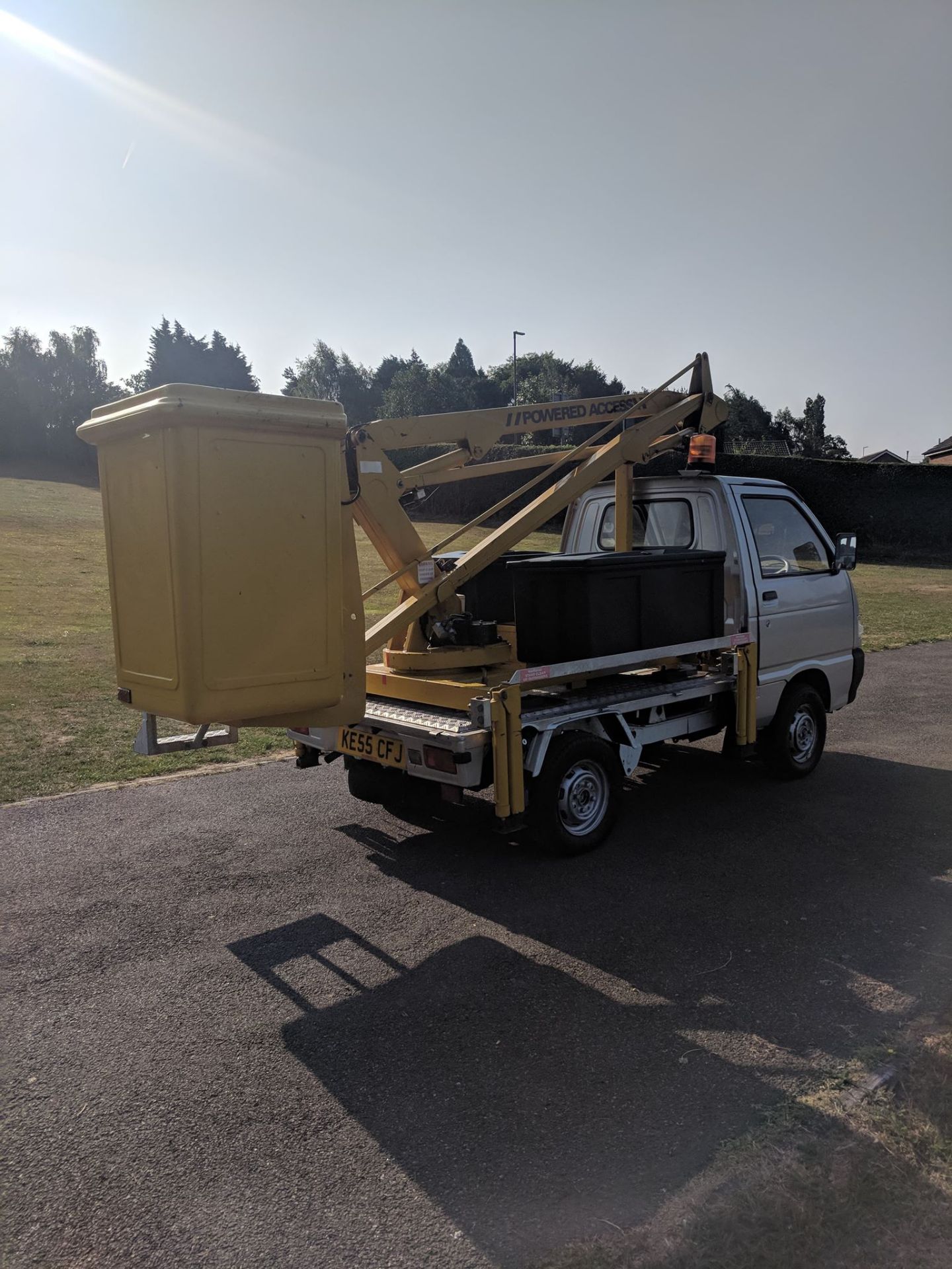 Piaggio Porter Micro Truck With VM8.75 9m Mounted Platform Access Lift - Image 12 of 12