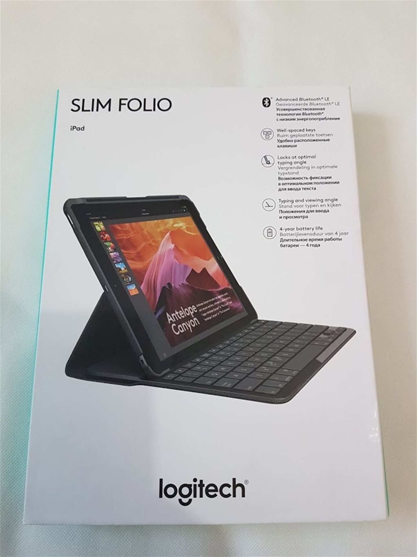 Logitech iPad Slim Folio RRP £89.99 Customer Returns