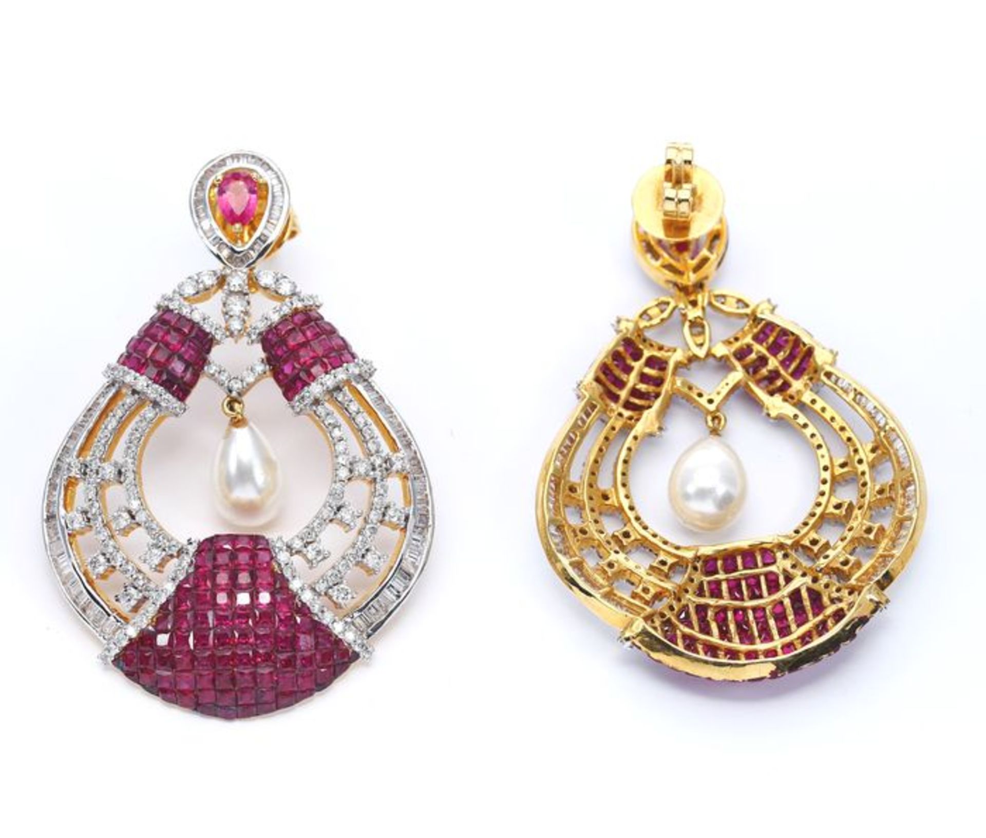 IGI Certified 14 K Yellow Gold Diamond, Ruby & Pearl Necklace Pendant Set with Chandelier Earrings - Image 5 of 9
