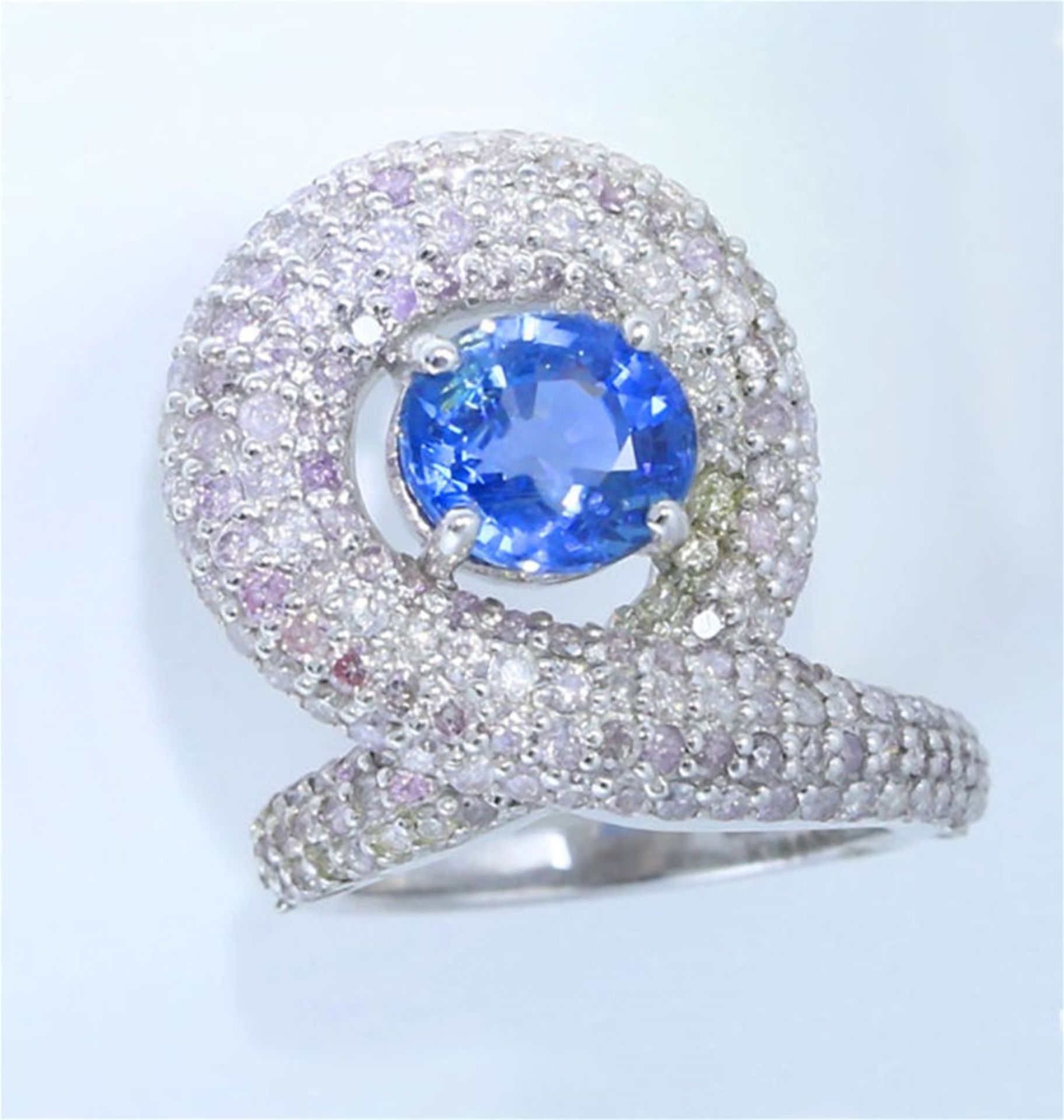 14 K / 585 Designer Blue Sapphire (IGI certified) and Pink Diamond Ring