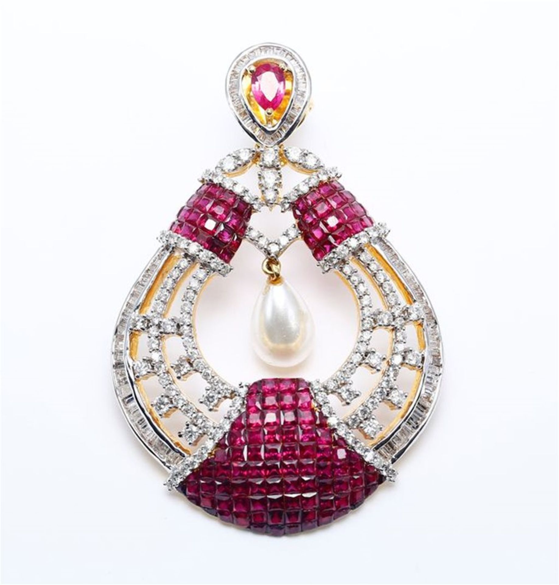 IGI Certified 14 K Yellow Gold Diamond, Ruby & Pearl Necklace Pendant Set with Chandelier Earrings - Image 3 of 9