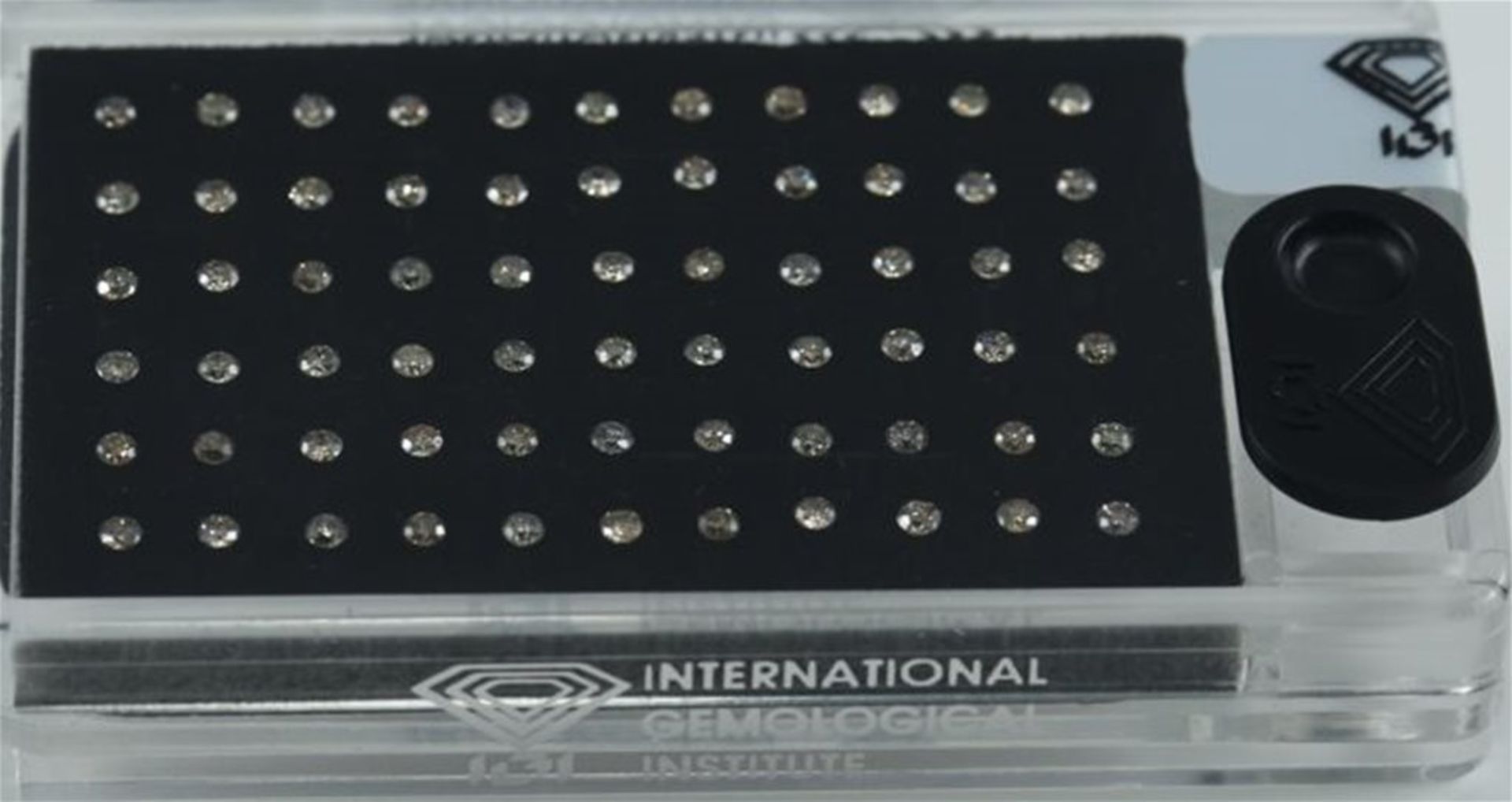 IGI Sealed 1.73 ct. “Diamond D-Box” - Light Brown - Image 2 of 4