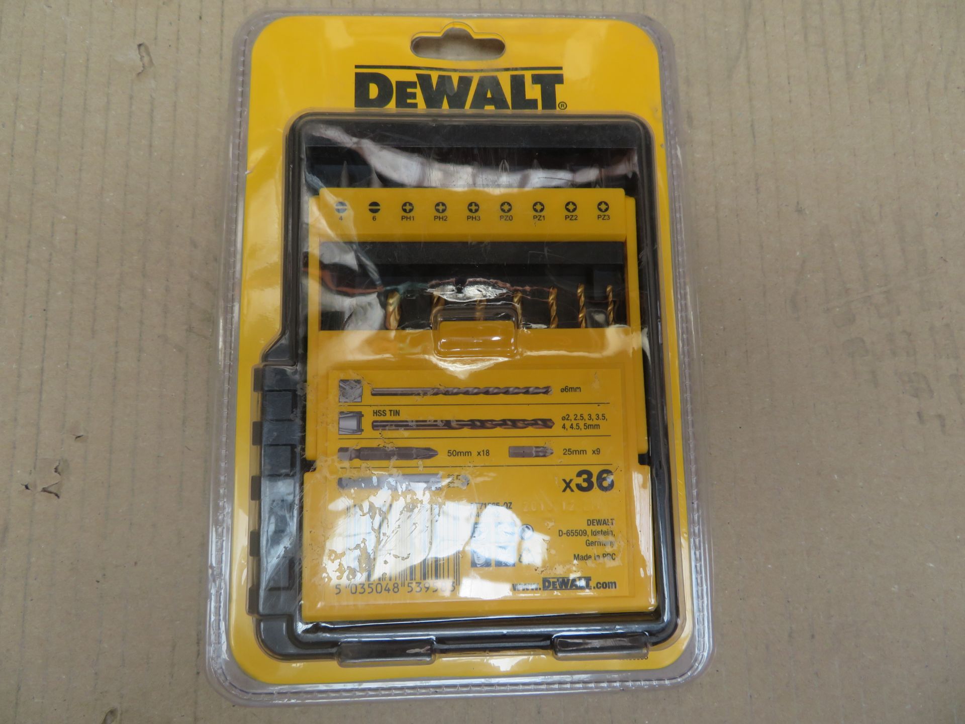 (A27) Dewalt Schrauber-Bohrer-Set 36-Teilig Dt71565-Qz - New Condition.