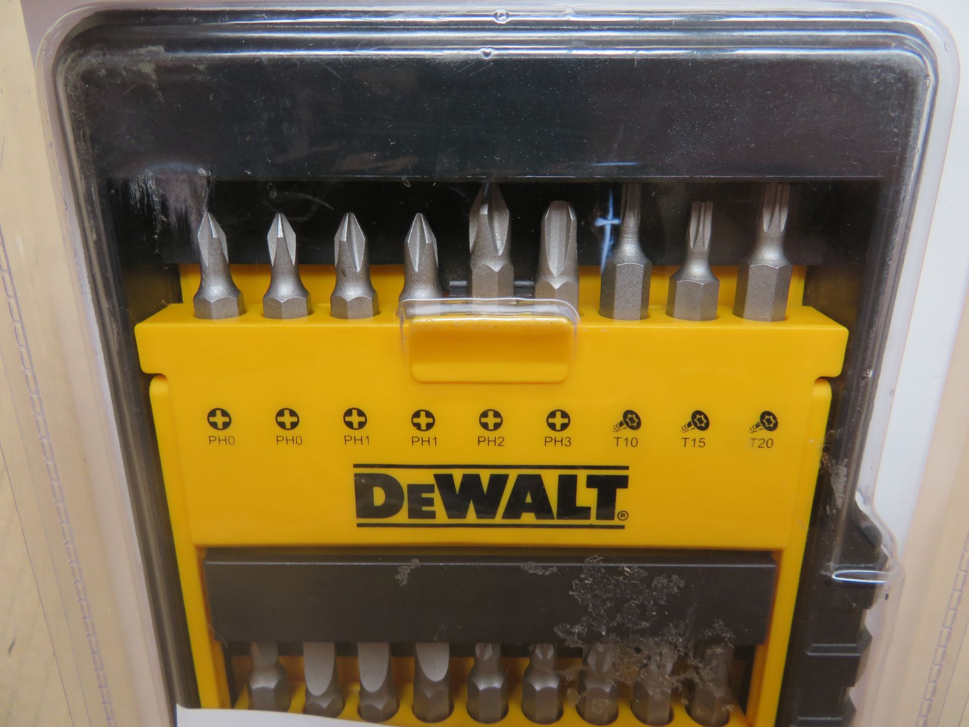 (A27) Dewalt Schrauber-Bohrer-Set 36-Teilig Dt71565-Qz - New Condition. - Image 4 of 4