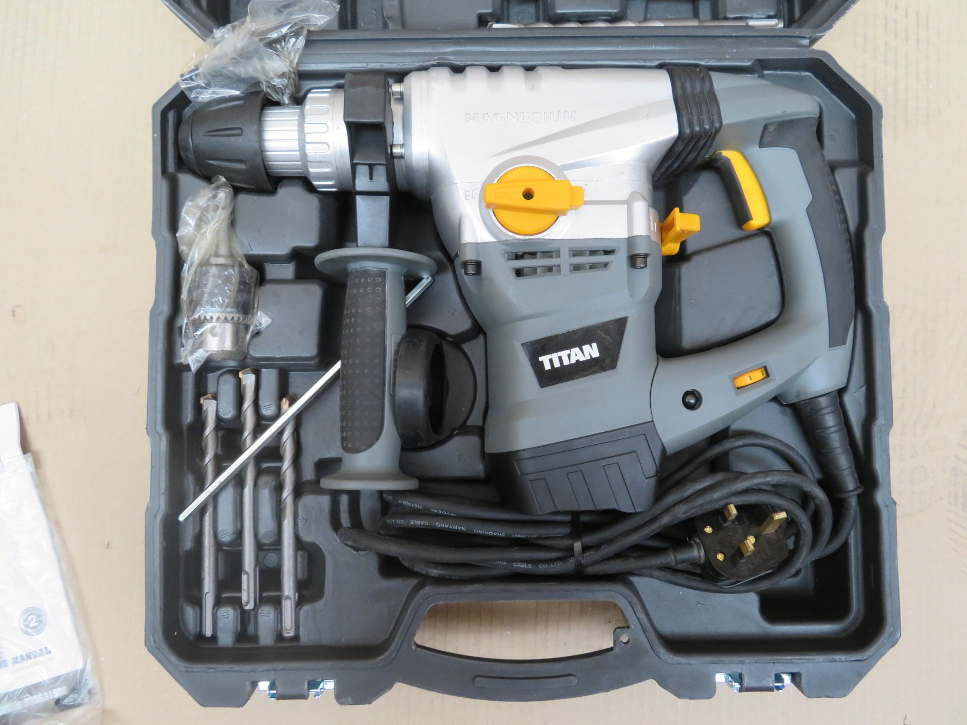 (A30) Titan Ttb631Sds 6.3Kg Corded Sds Plus Drill 230-240Vm- New Condition.