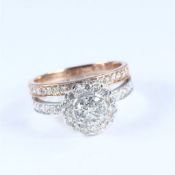 18 K / 750 White Gold and Rose Gold Set of 2 Rings with Solitaire Diamond & Side Diamonds