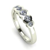 14 K / 585 White Gold Diamond Ring